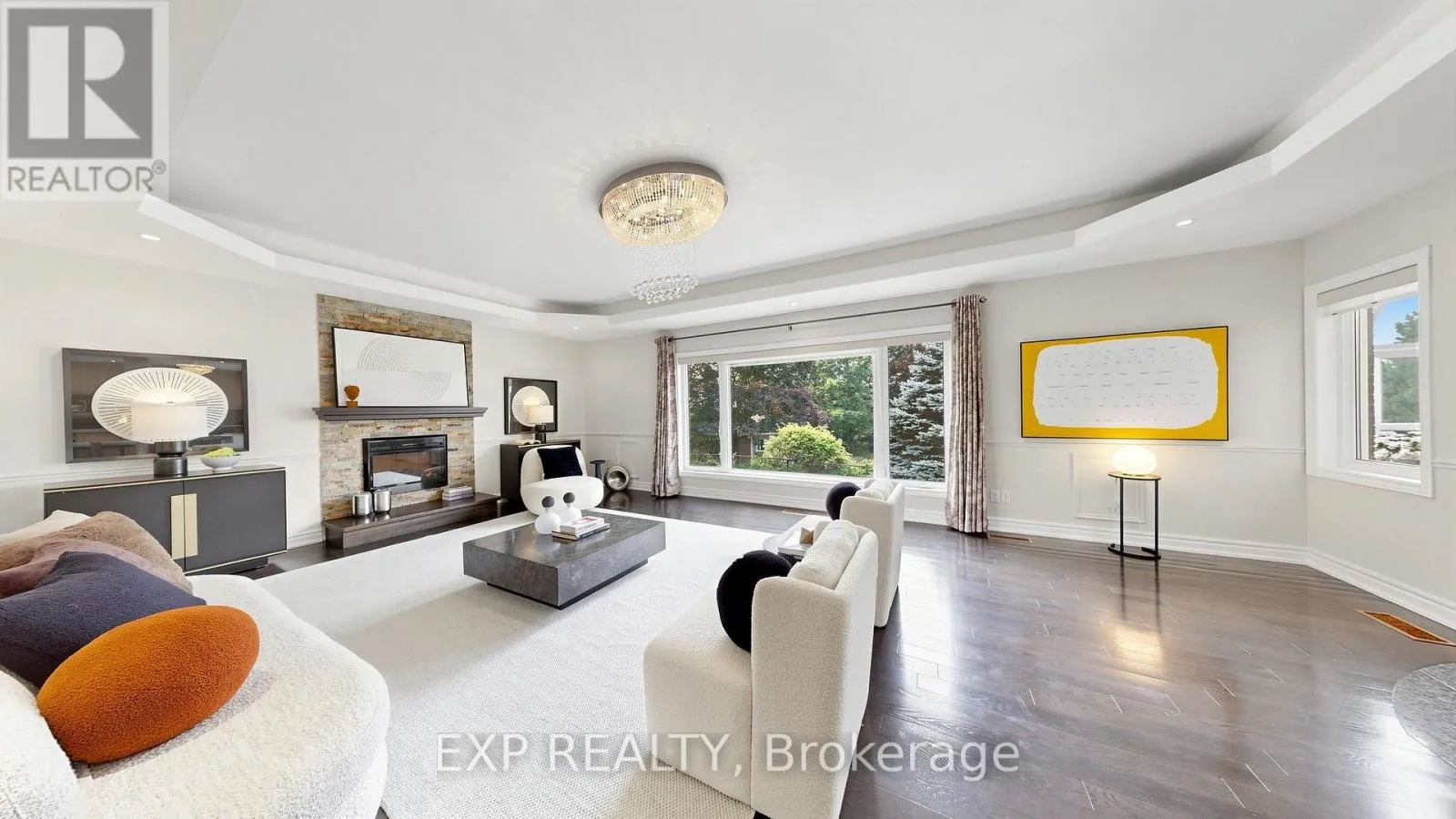 18 MCCOWAN LANE