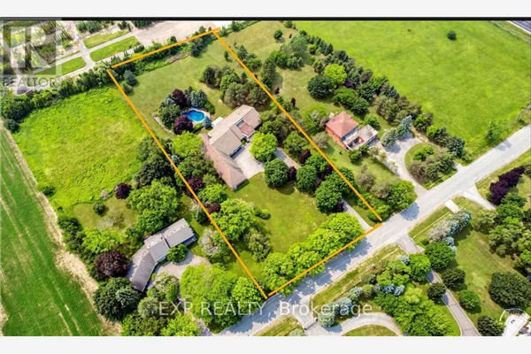 18 MCCOWAN LANE
