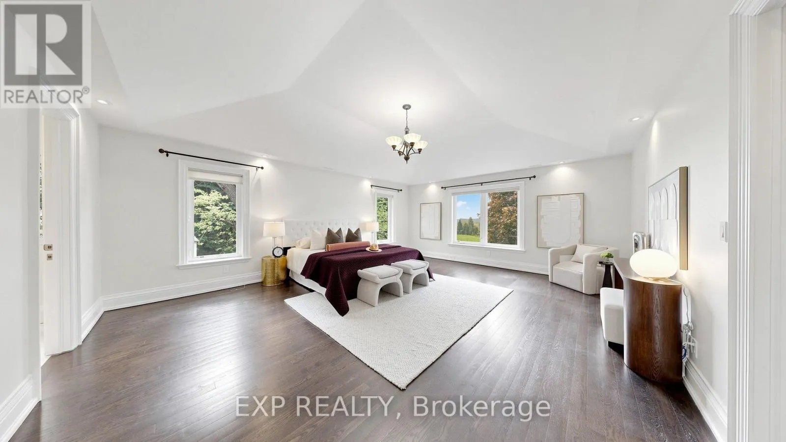18 MCCOWAN LANE