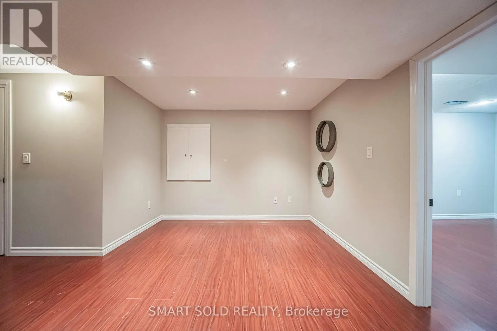 82 BALLYMORE DRIVE