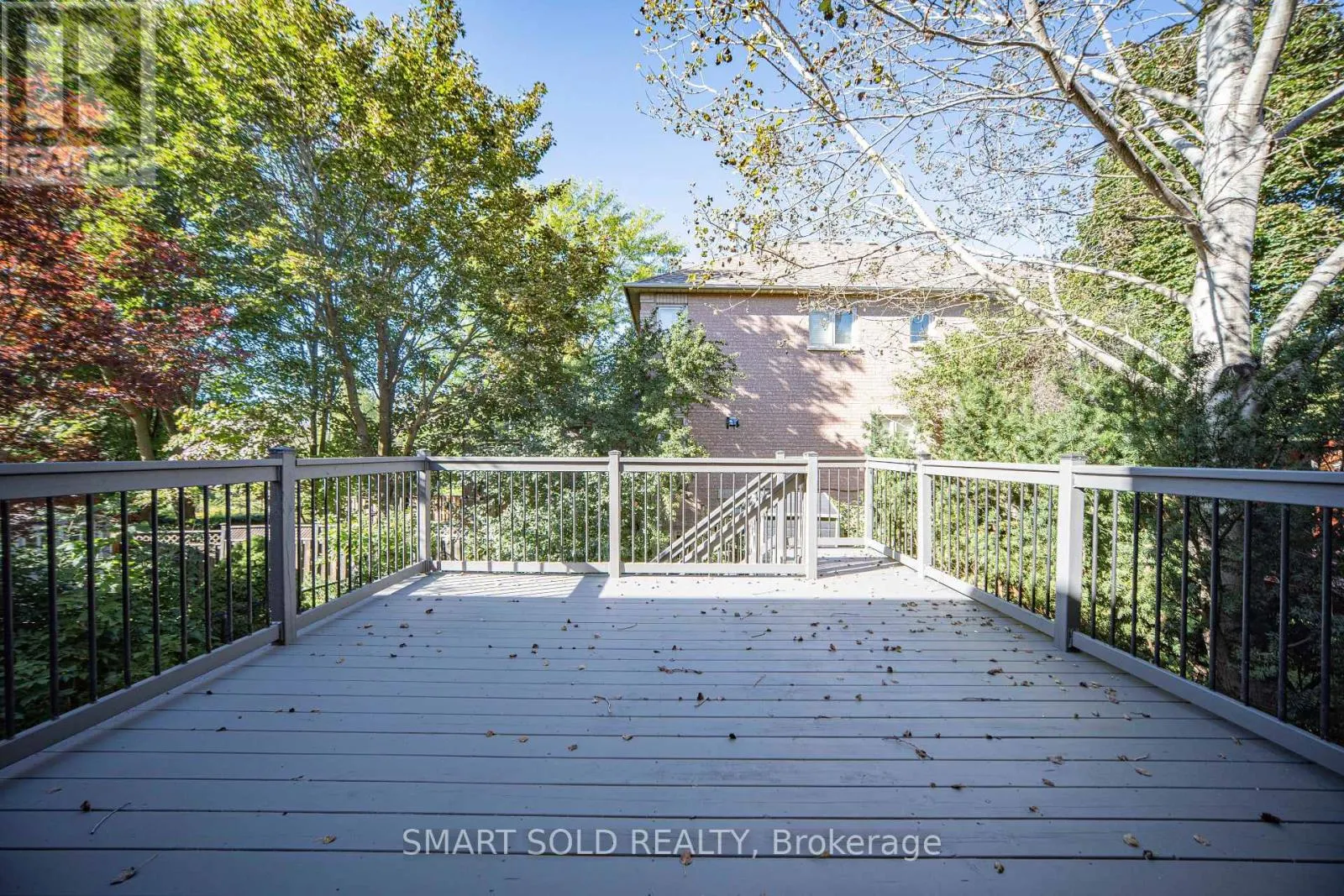 82 BALLYMORE DRIVE