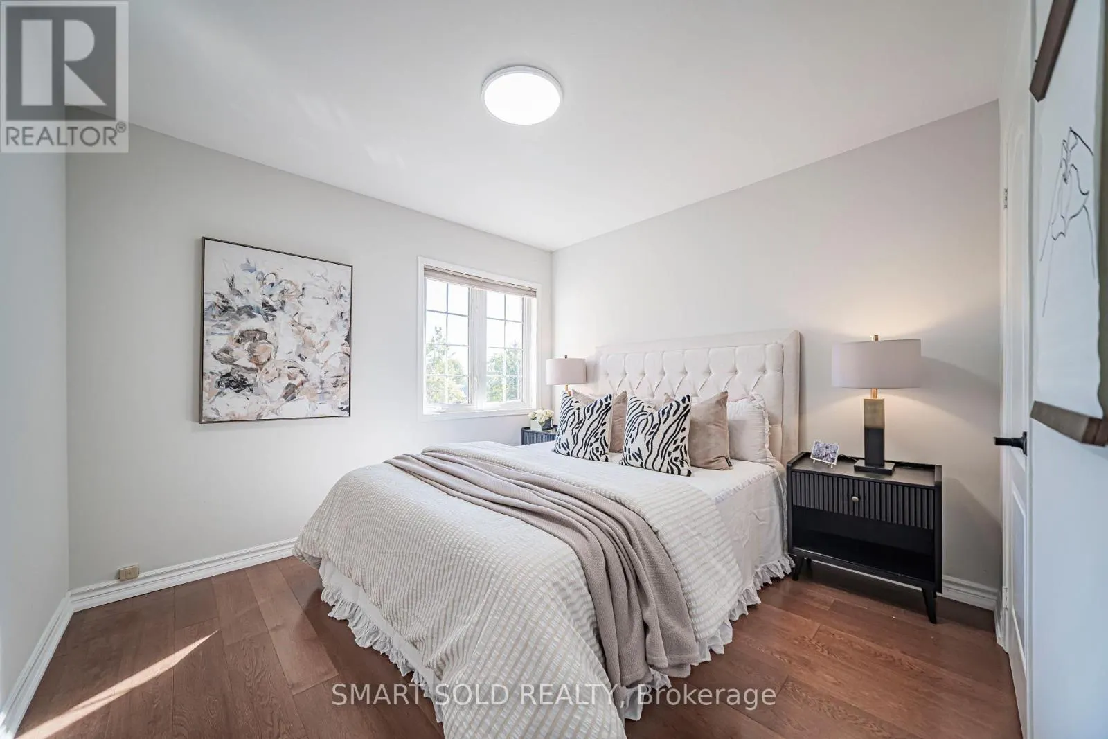 82 BALLYMORE DRIVE