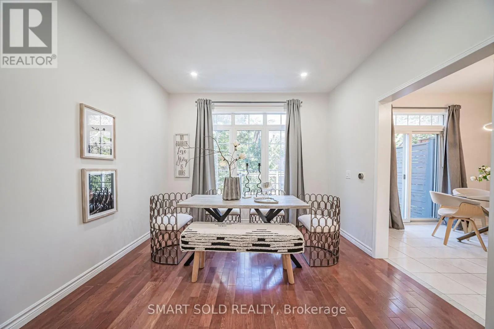 82 BALLYMORE DRIVE