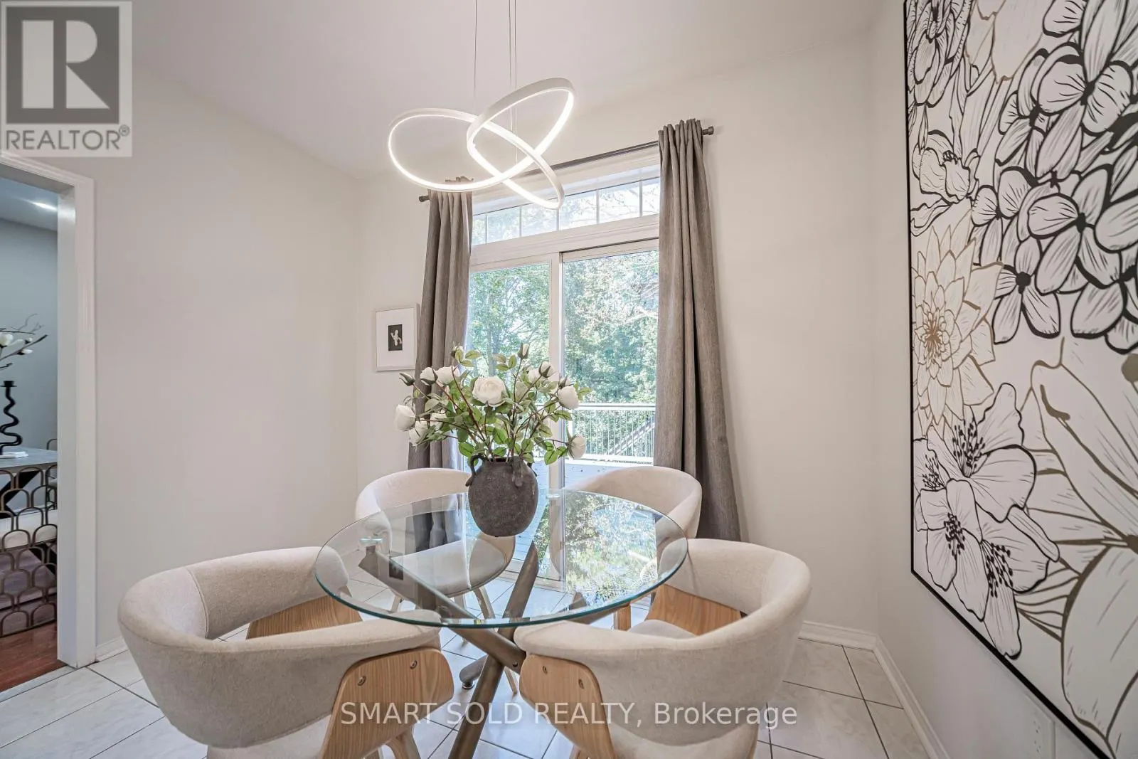 82 BALLYMORE DRIVE