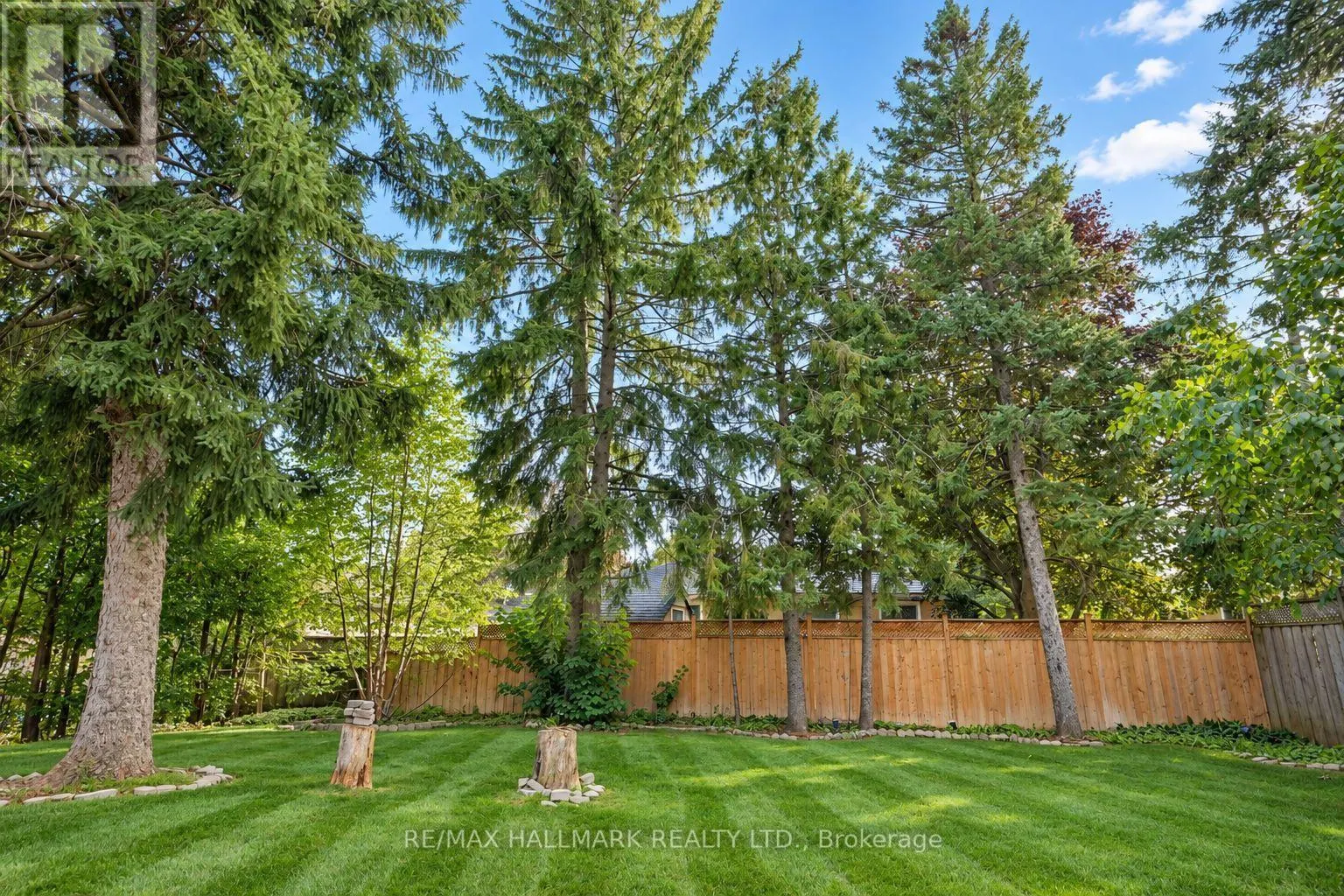 648 MOSSBANK COURT