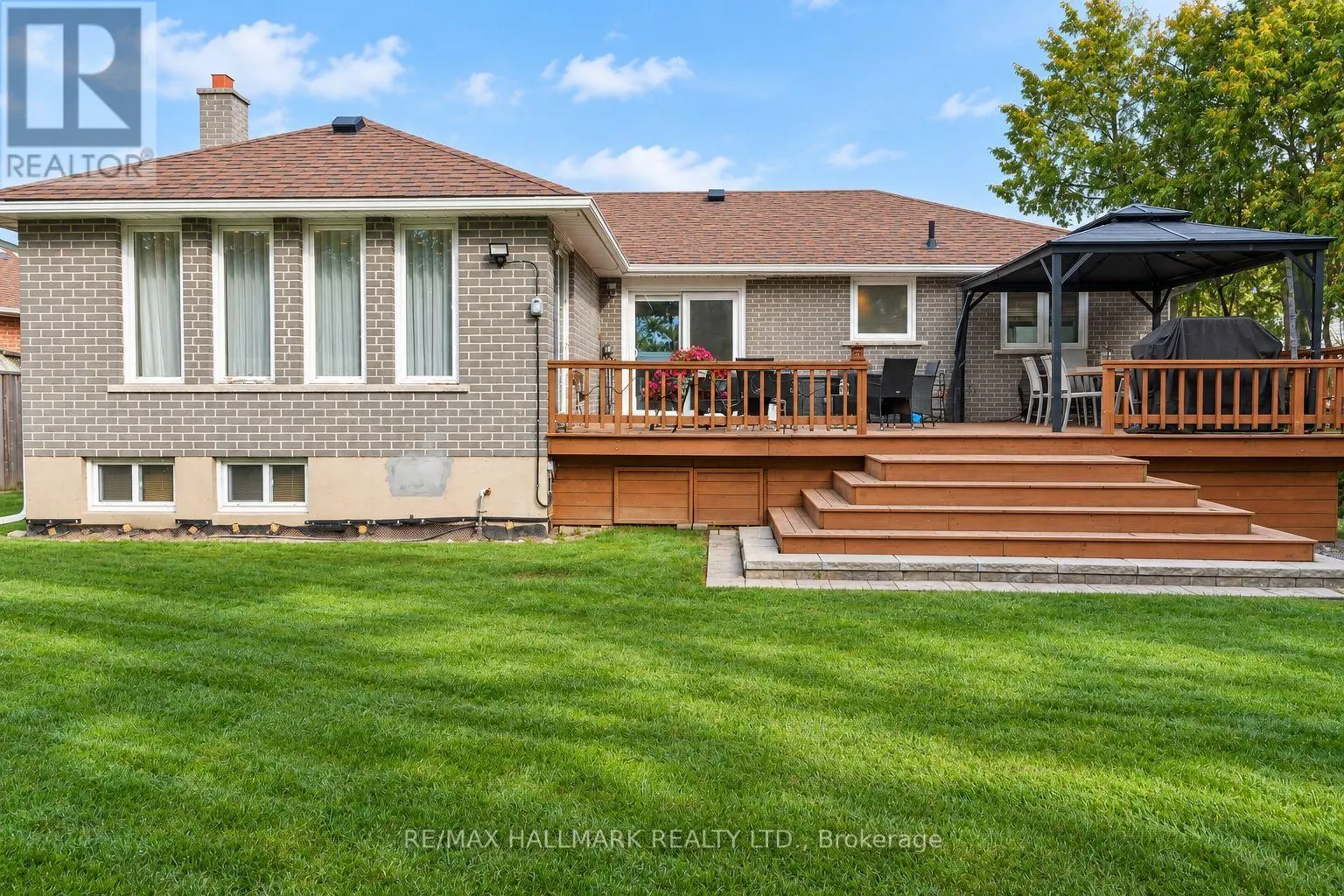 648 MOSSBANK COURT