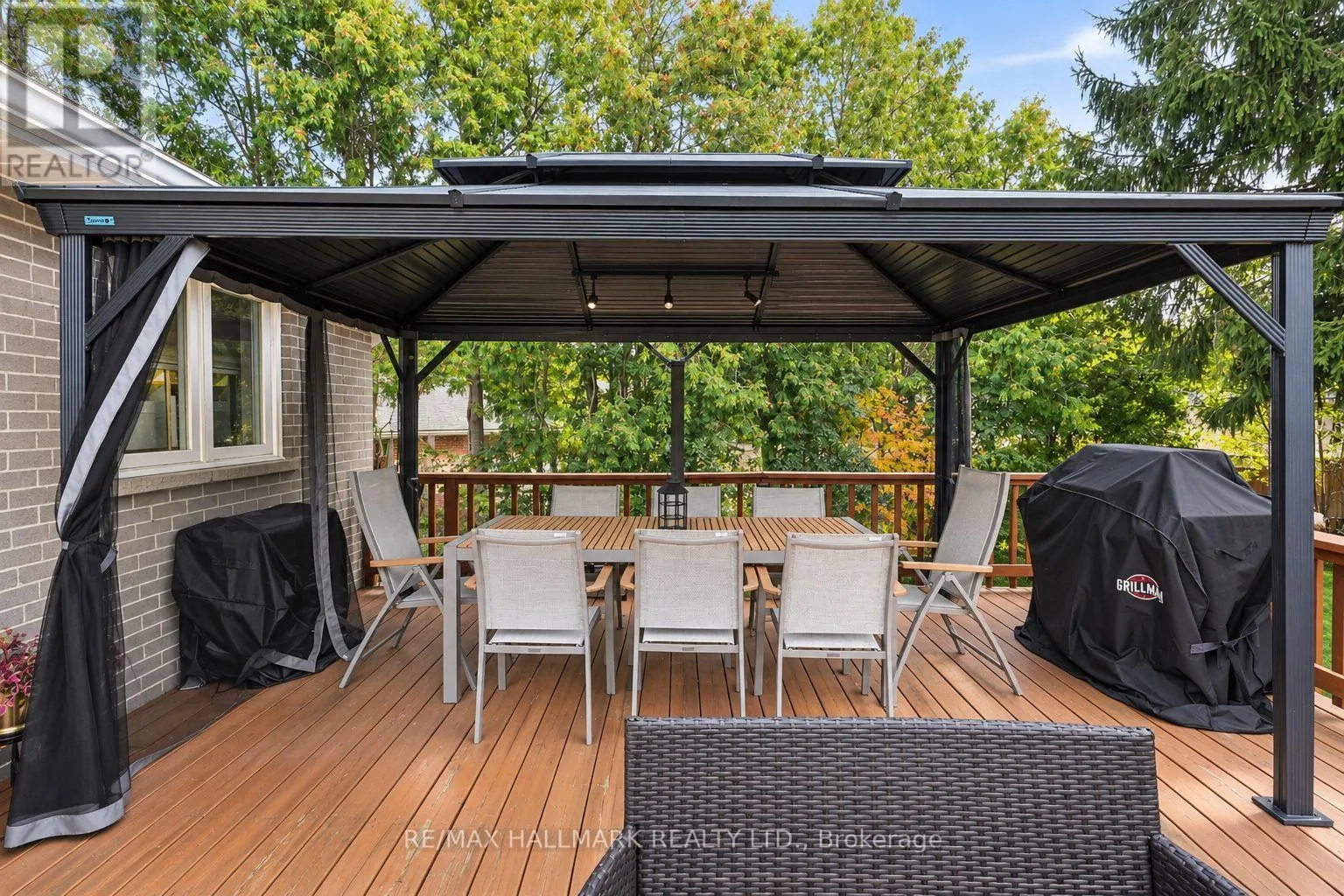648 MOSSBANK COURT