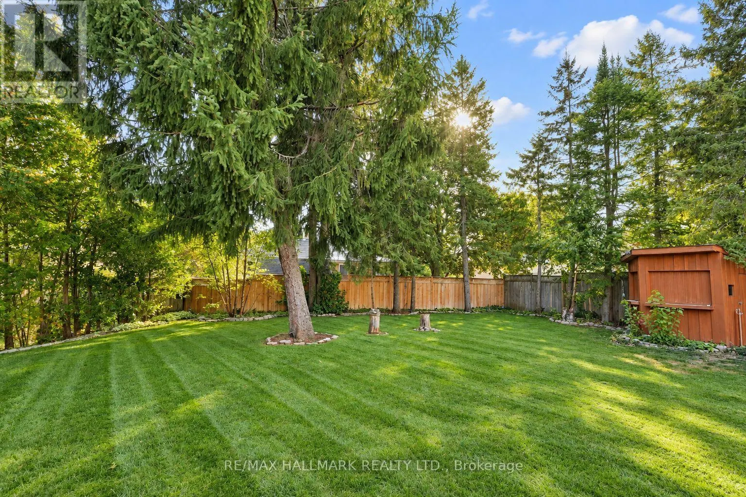 648 MOSSBANK COURT