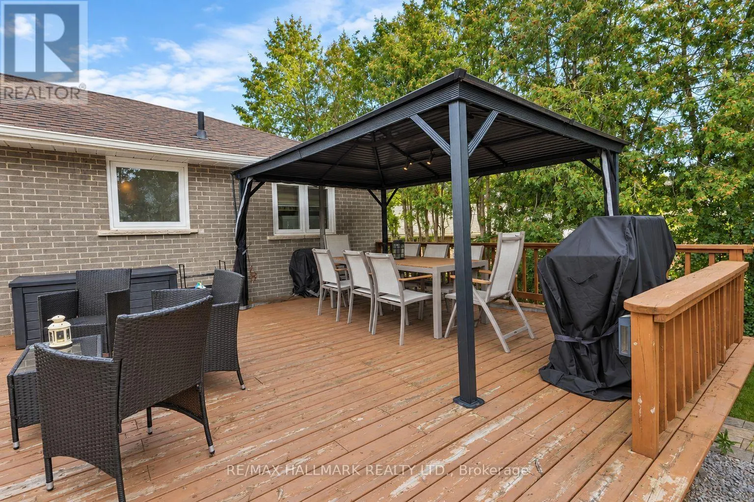 648 MOSSBANK COURT