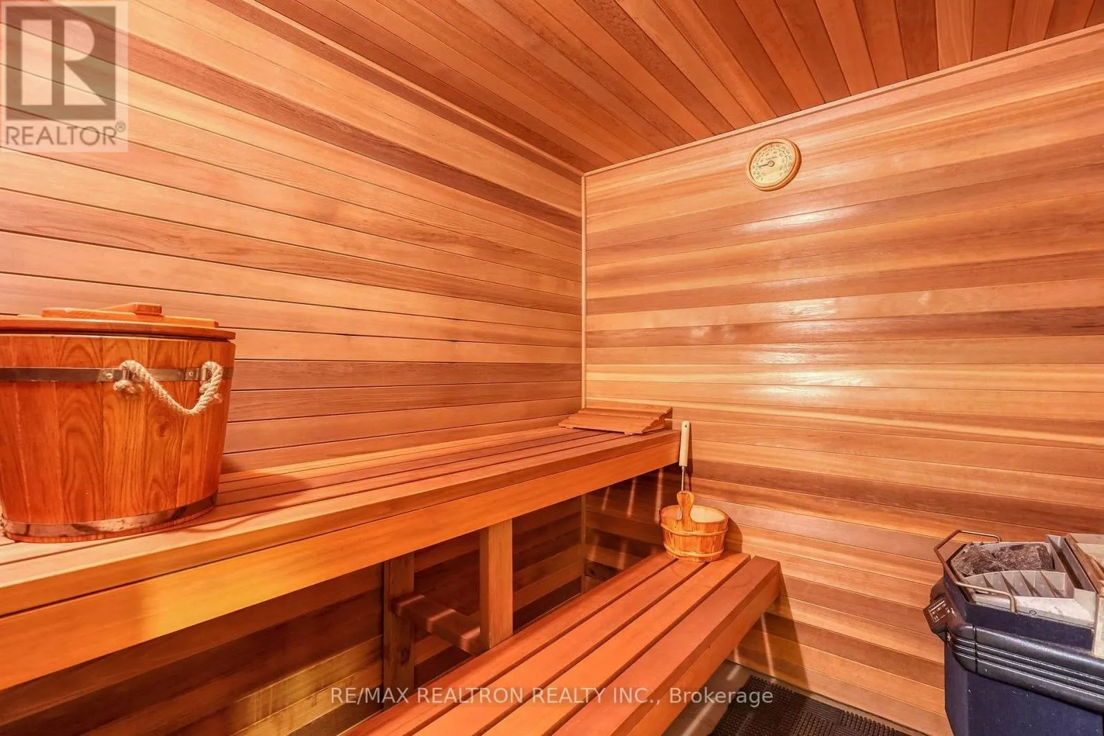 486 FALCONWOOD HOLLOW