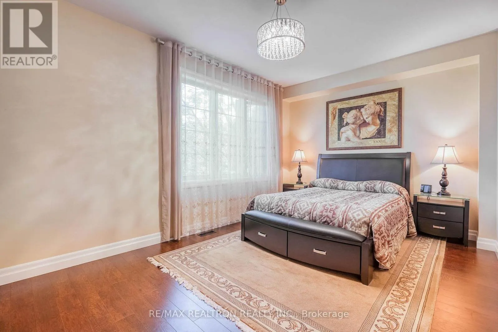 486 FALCONWOOD HOLLOW