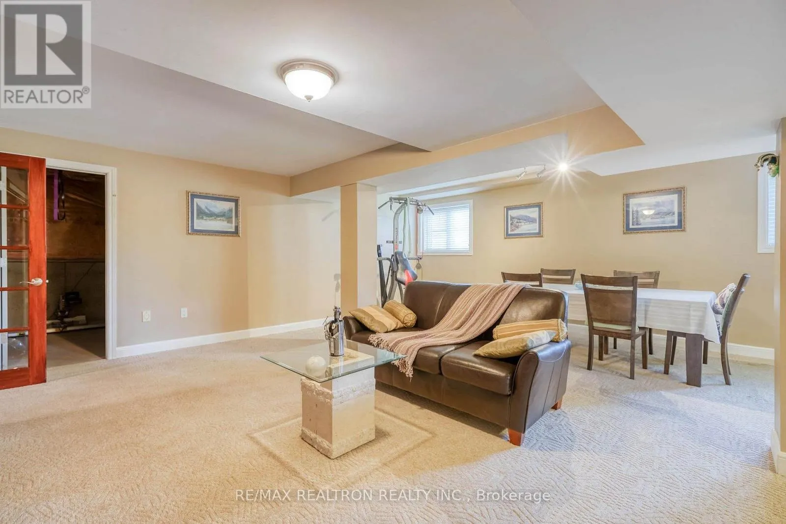 486 FALCONWOOD HOLLOW