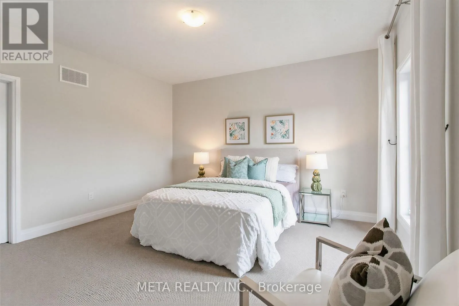 56 KLEES CRESCENT