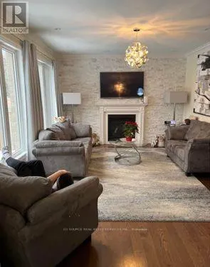 MAIN & UPPER - 108 SHARPE CRESCENT