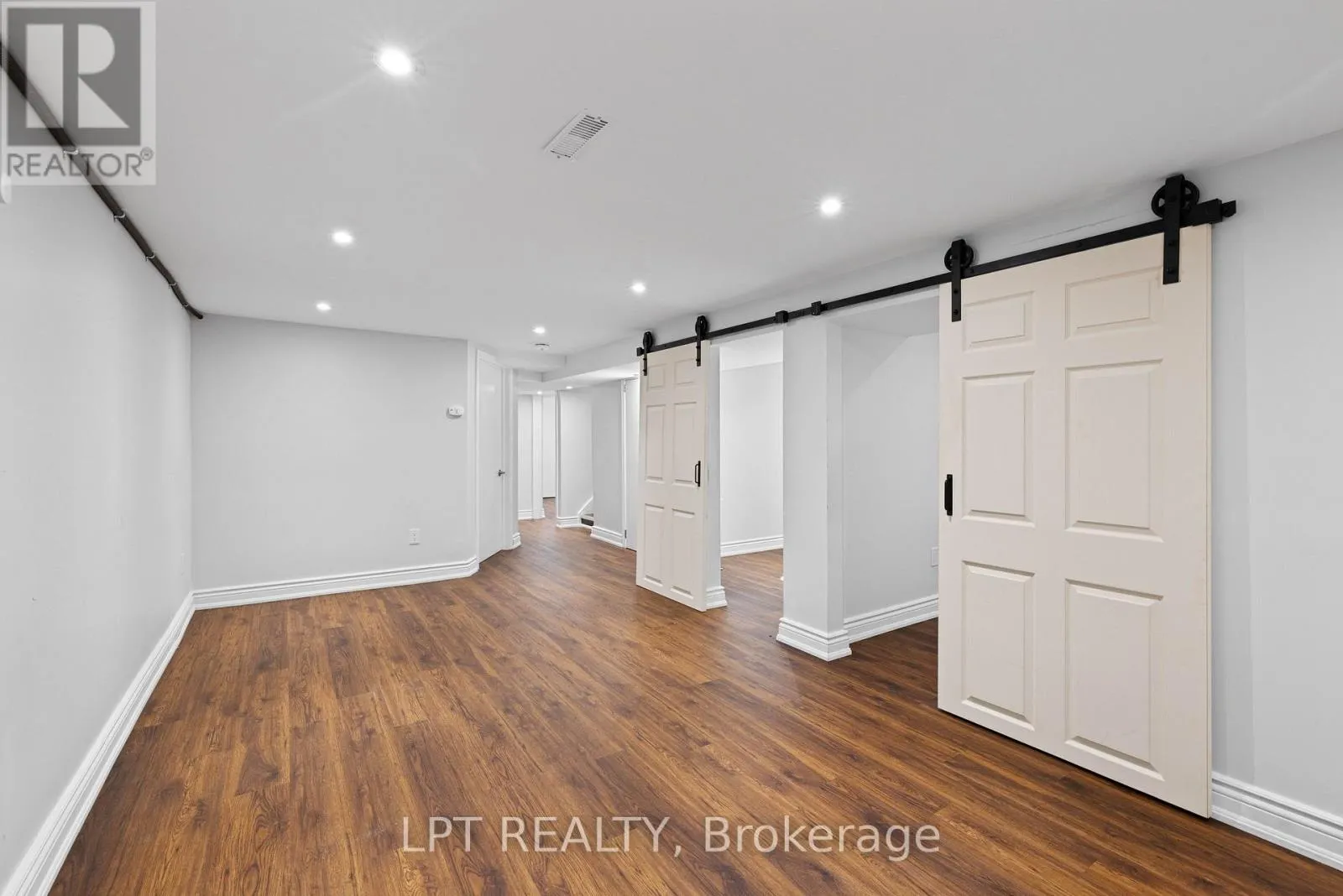 40 ROSEMARY LANE