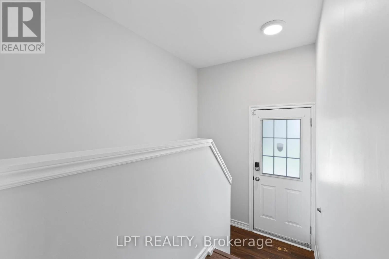 40 ROSEMARY LANE