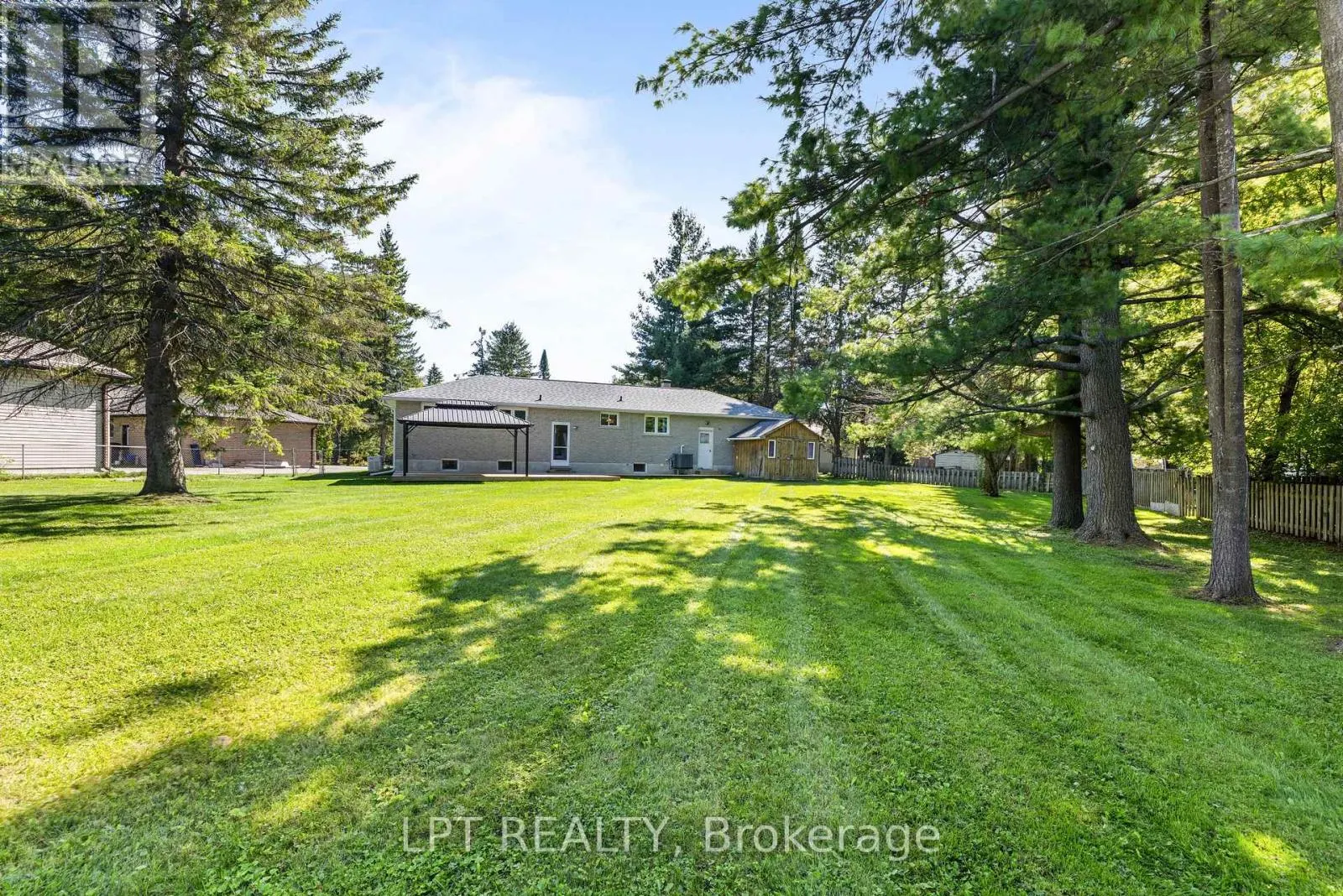 40 ROSEMARY LANE