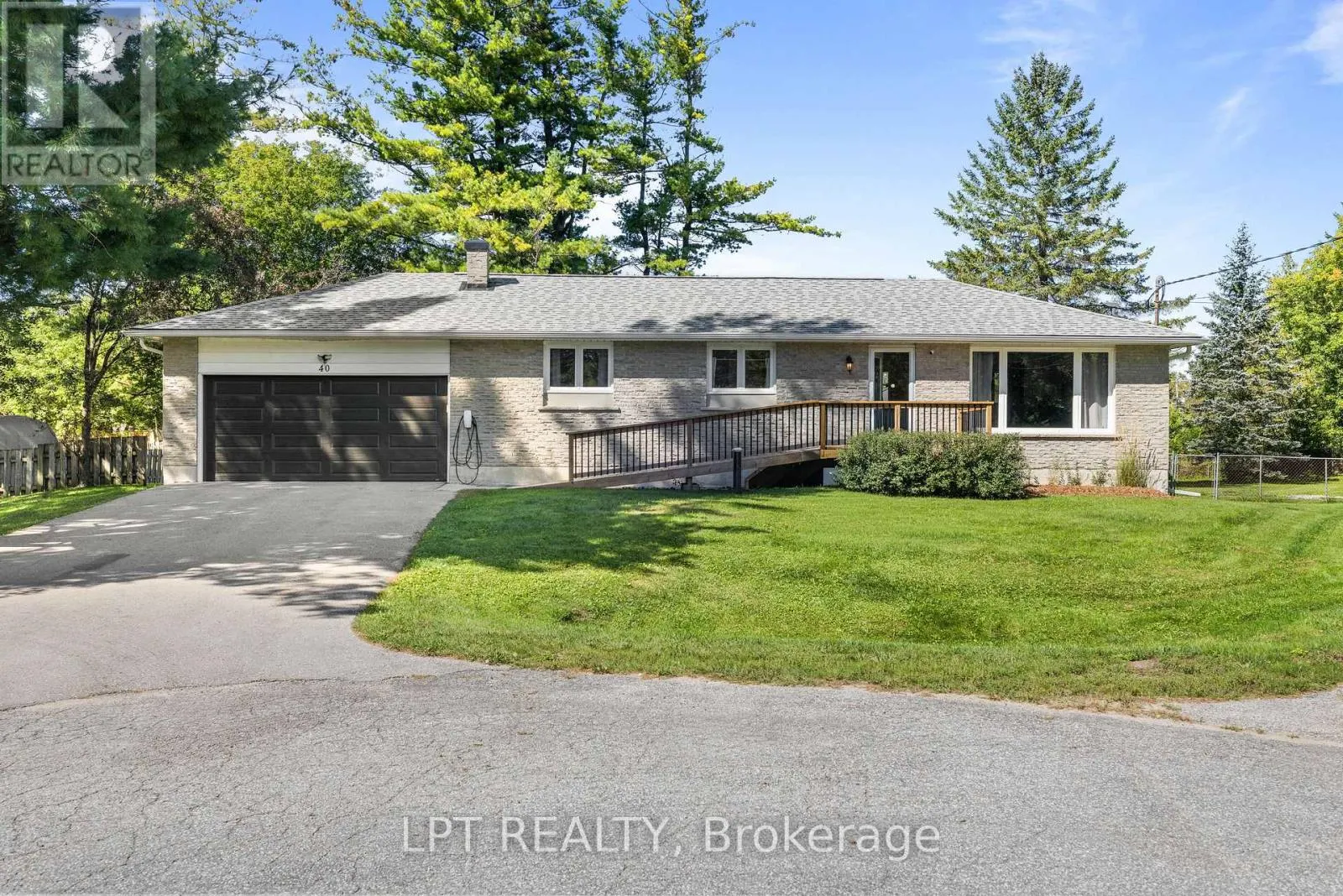 40 ROSEMARY LANE