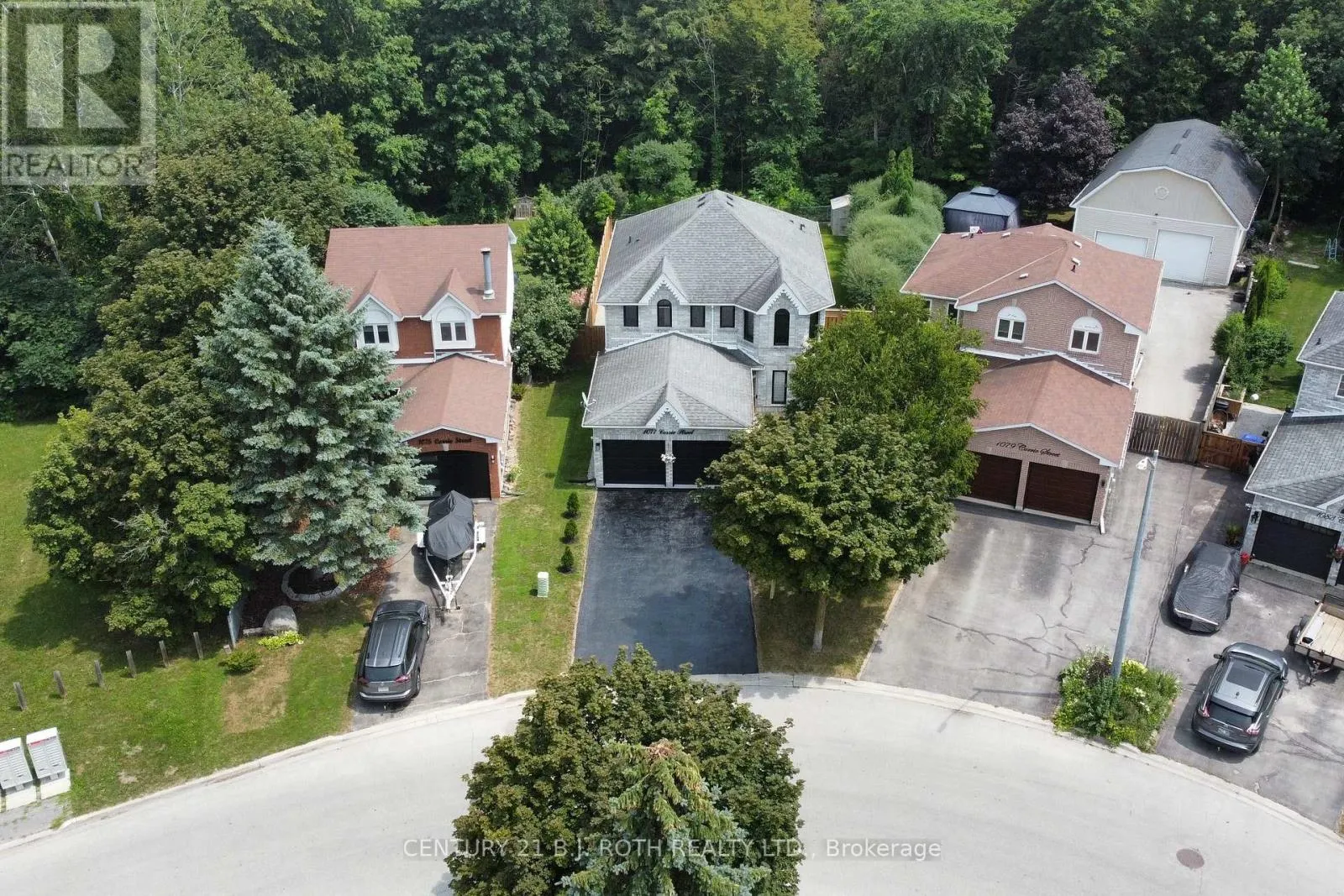 1077 CORRIE STREET