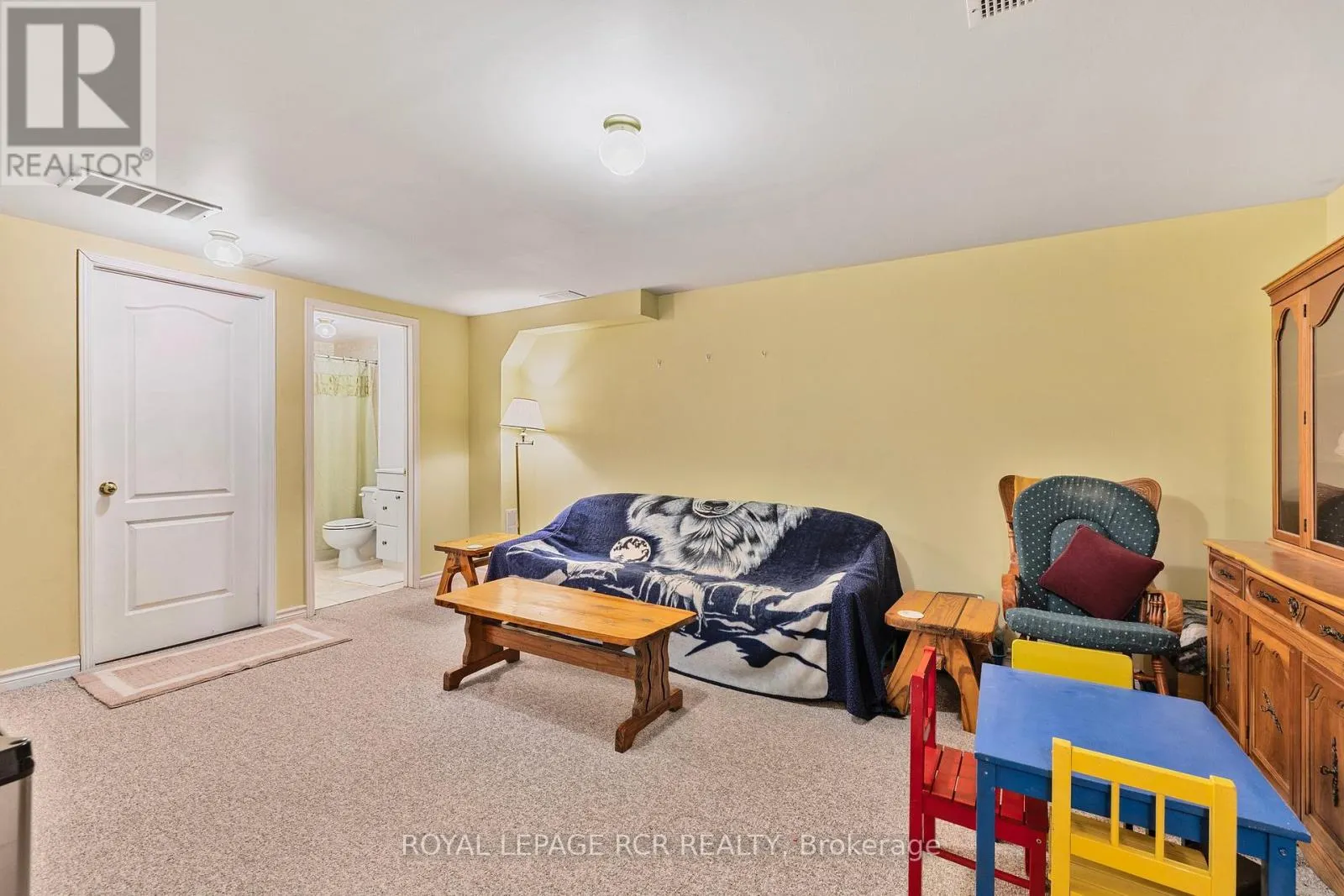 856 MAGNOLIA AVENUE