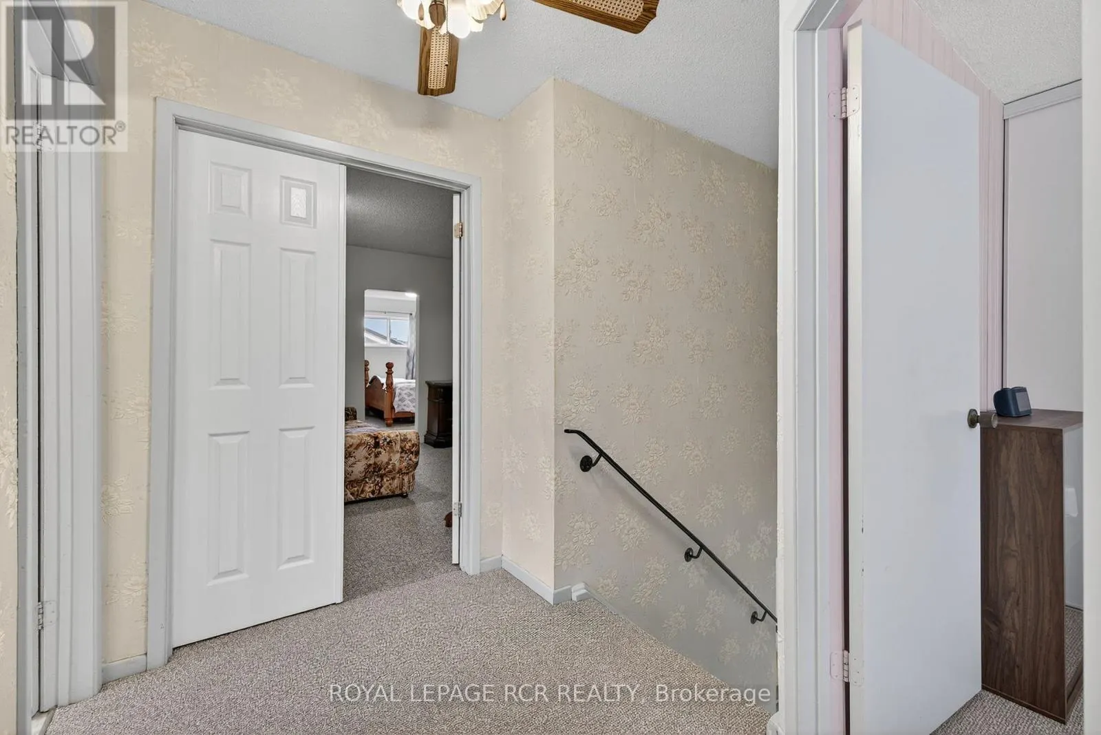 856 MAGNOLIA AVENUE