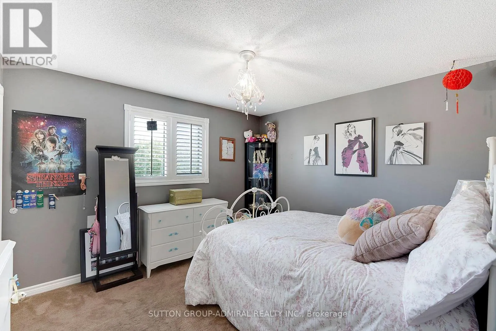 26 ALBERY CRESCENT