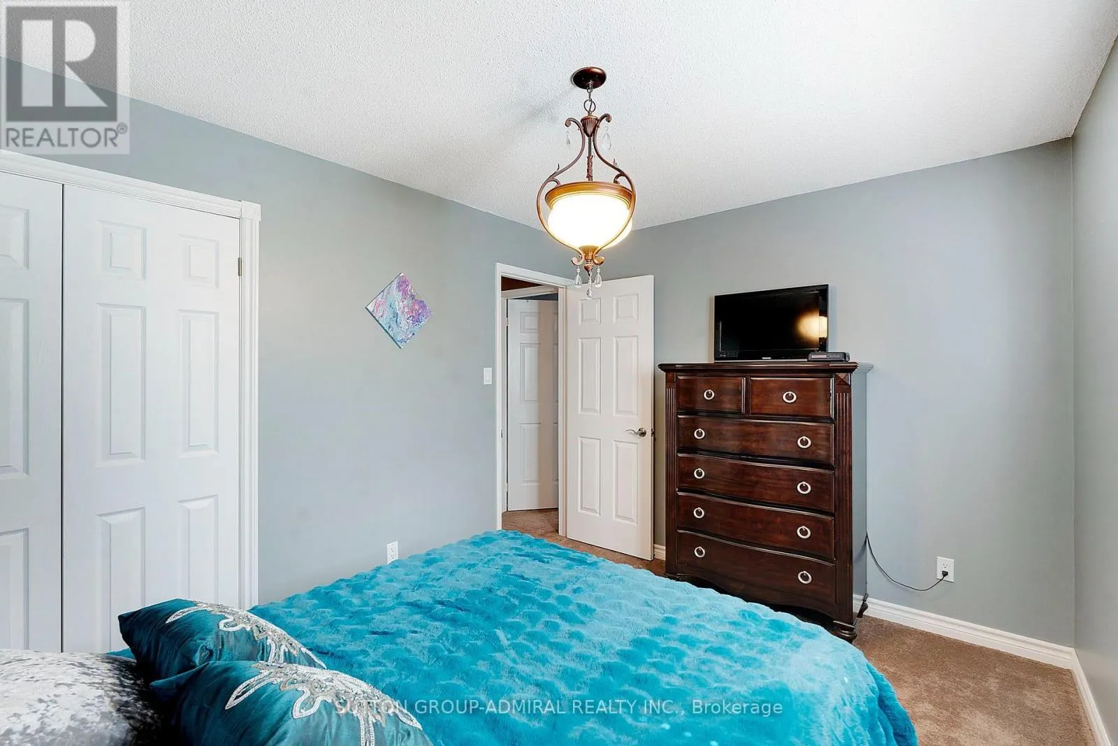 26 ALBERY CRESCENT
