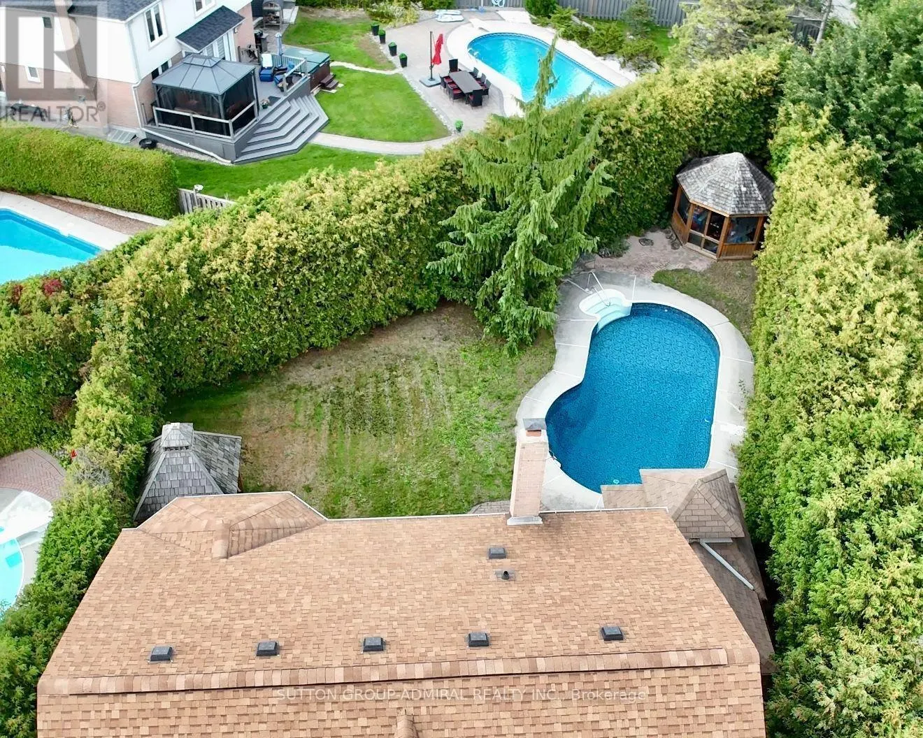 26 ALBERY CRESCENT
