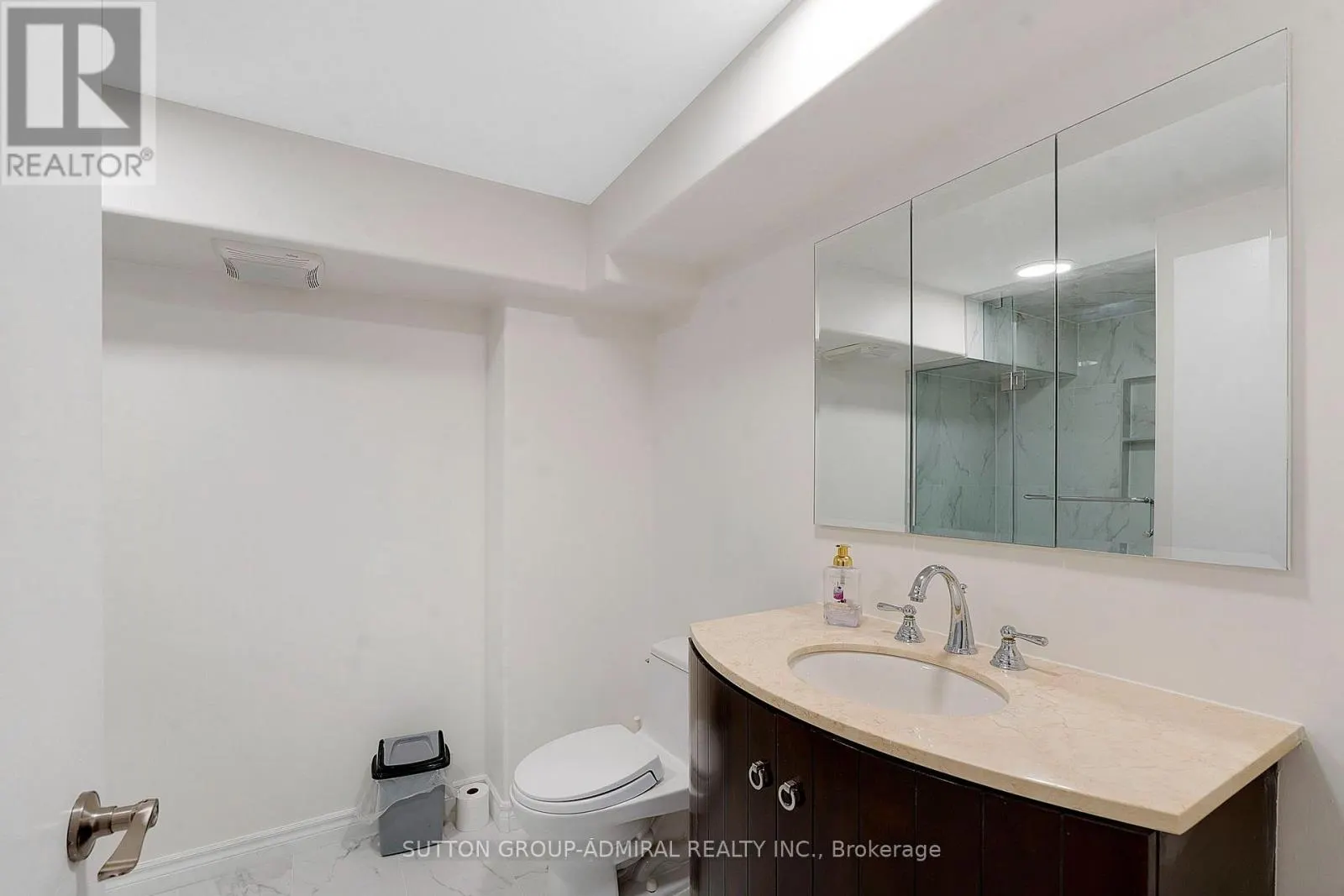 26 ALBERY CRESCENT
