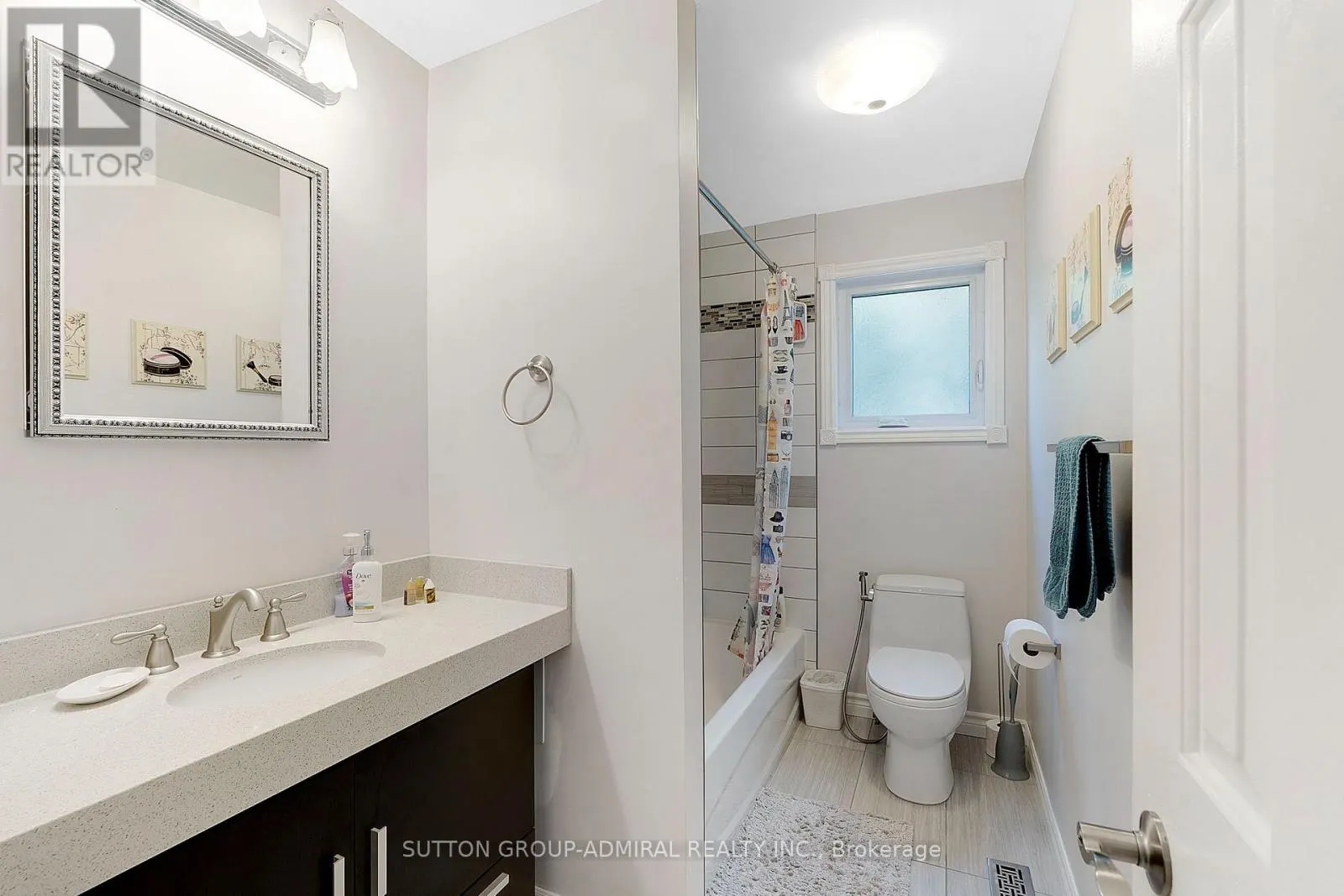 26 ALBERY CRESCENT