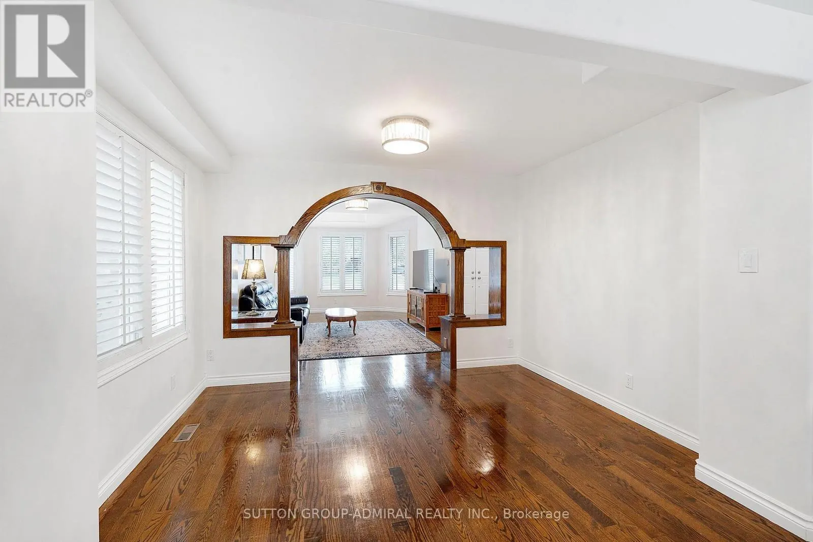 26 ALBERY CRESCENT