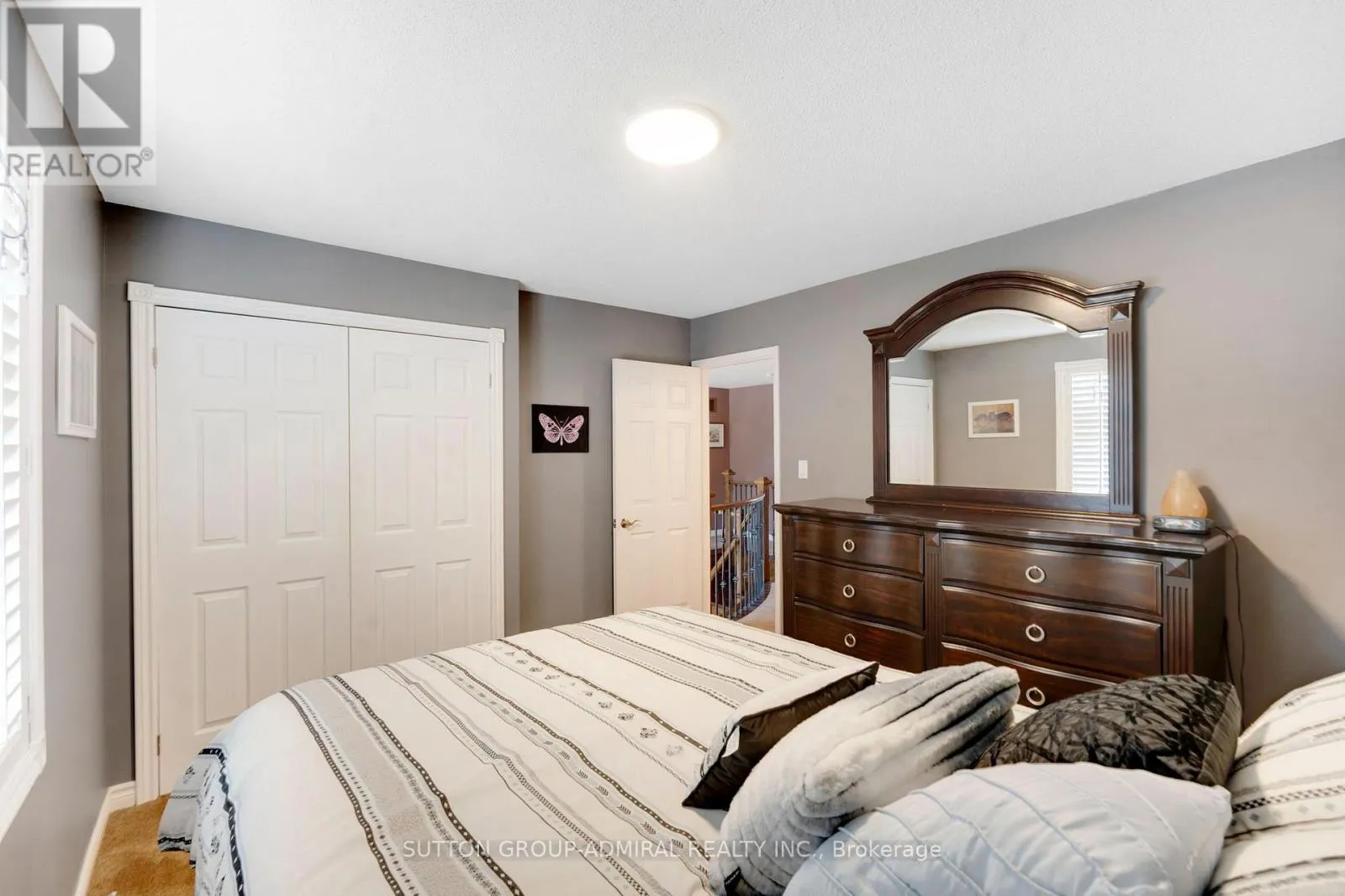 26 ALBERY CRESCENT