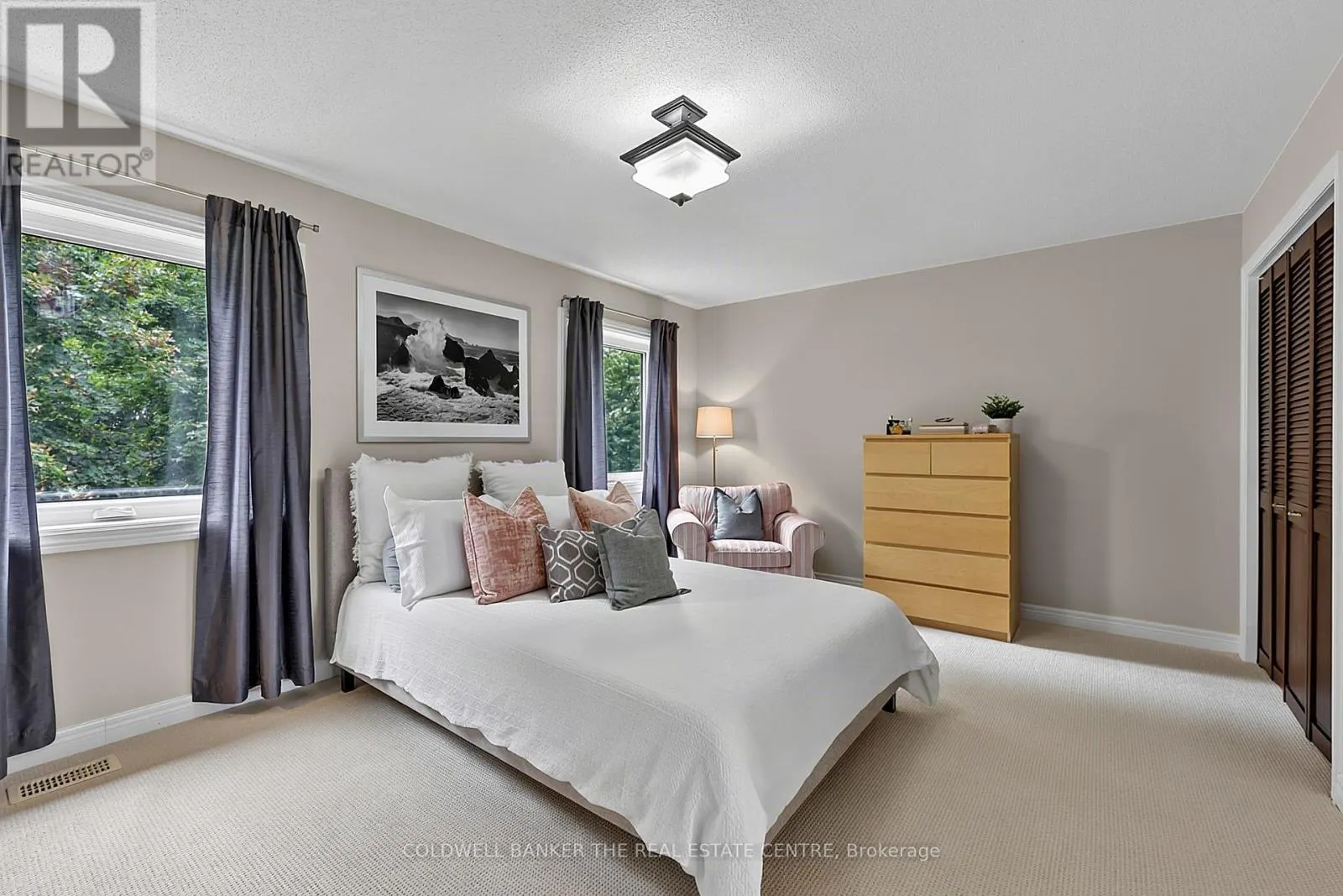 37 RAINBOW COURT