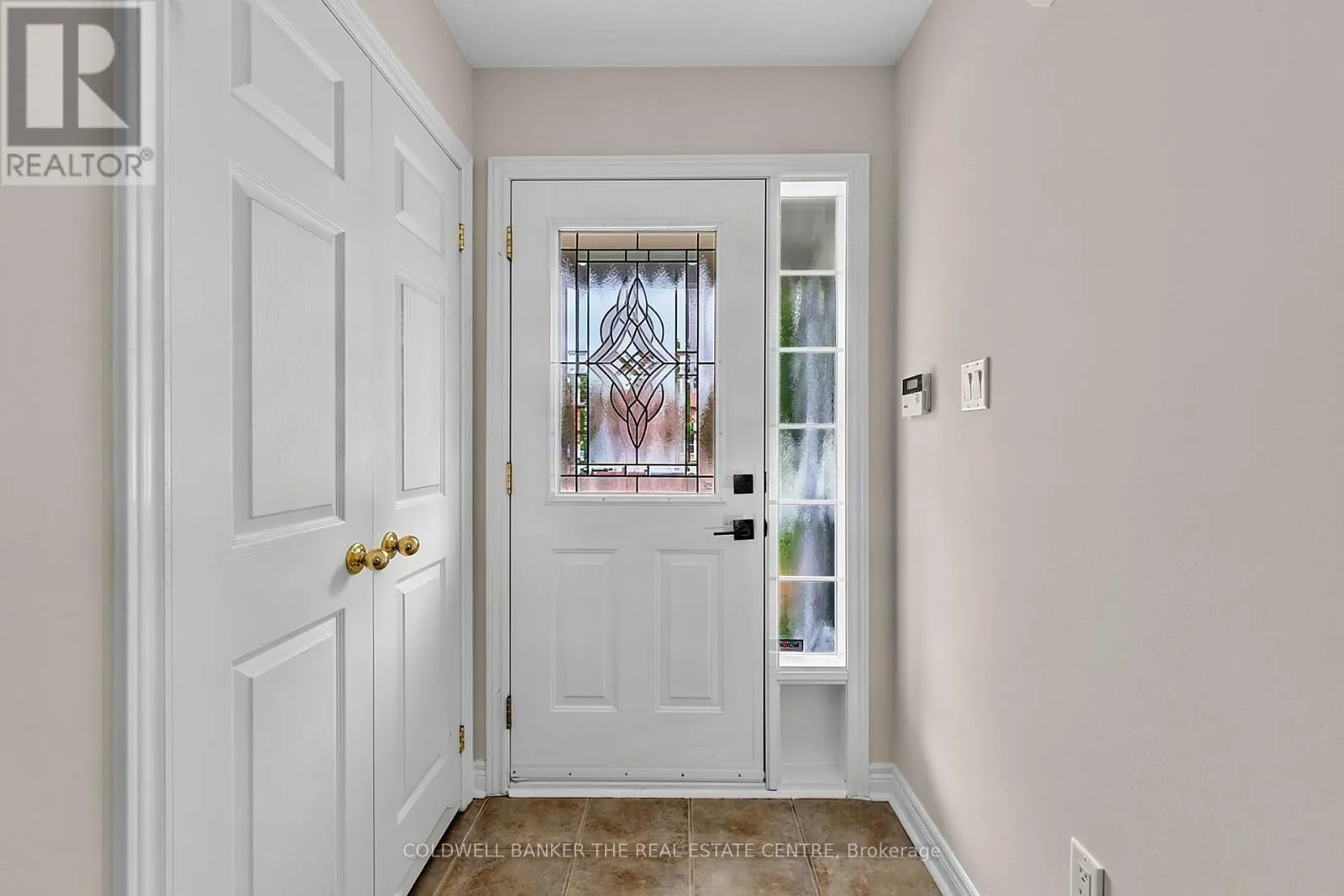 37 RAINBOW COURT