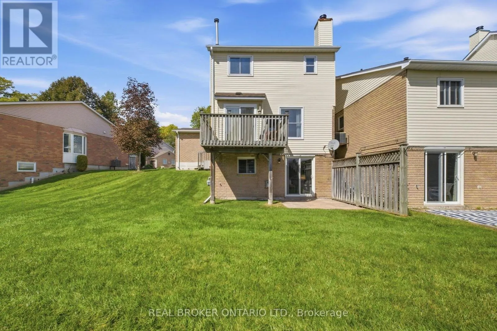 21 ADAMS COURT
