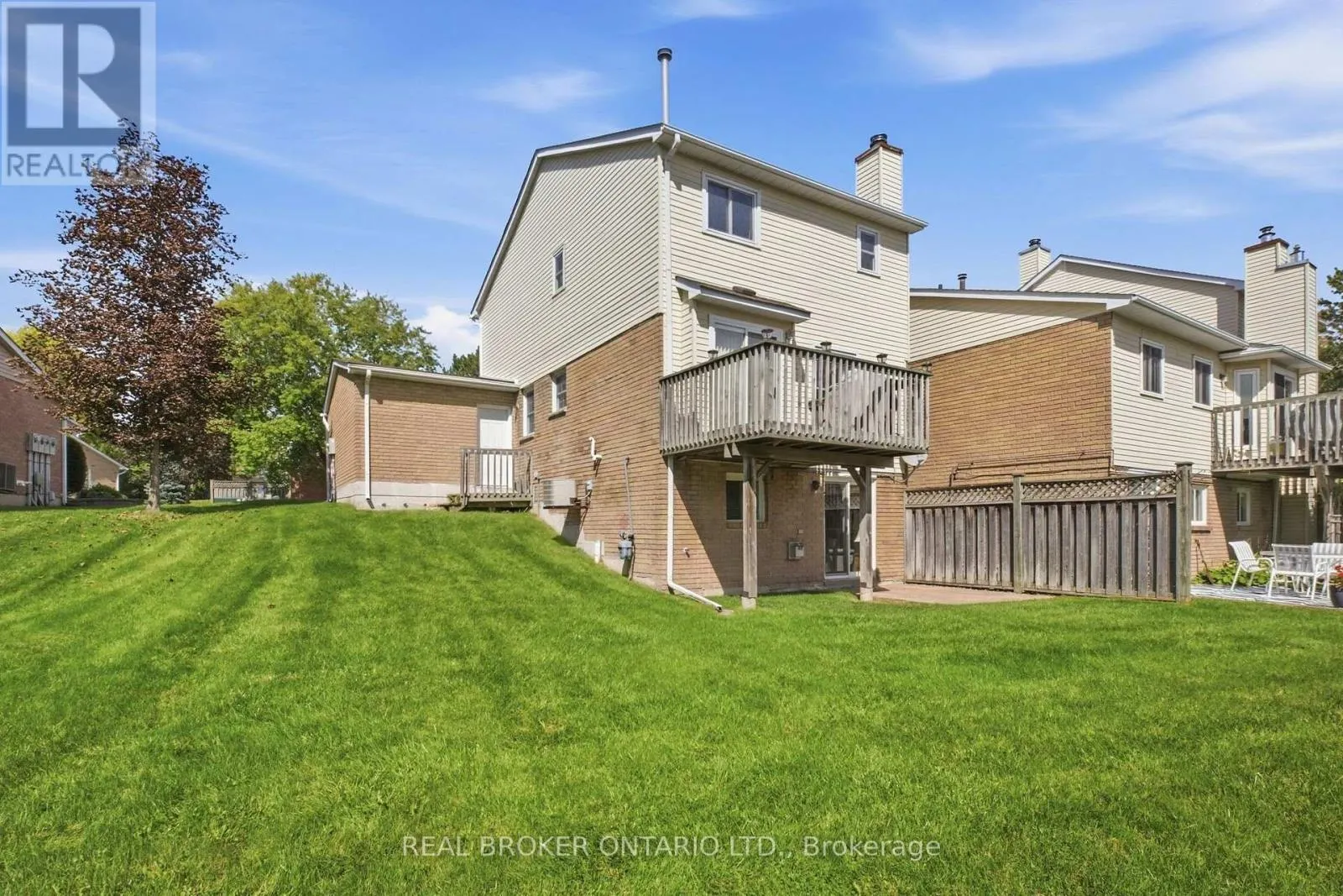 21 ADAMS COURT