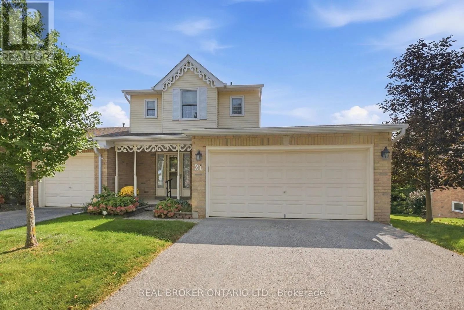 21 ADAMS COURT