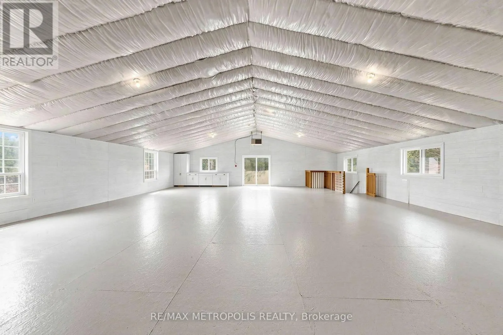 11590 SIDE ROAD 17