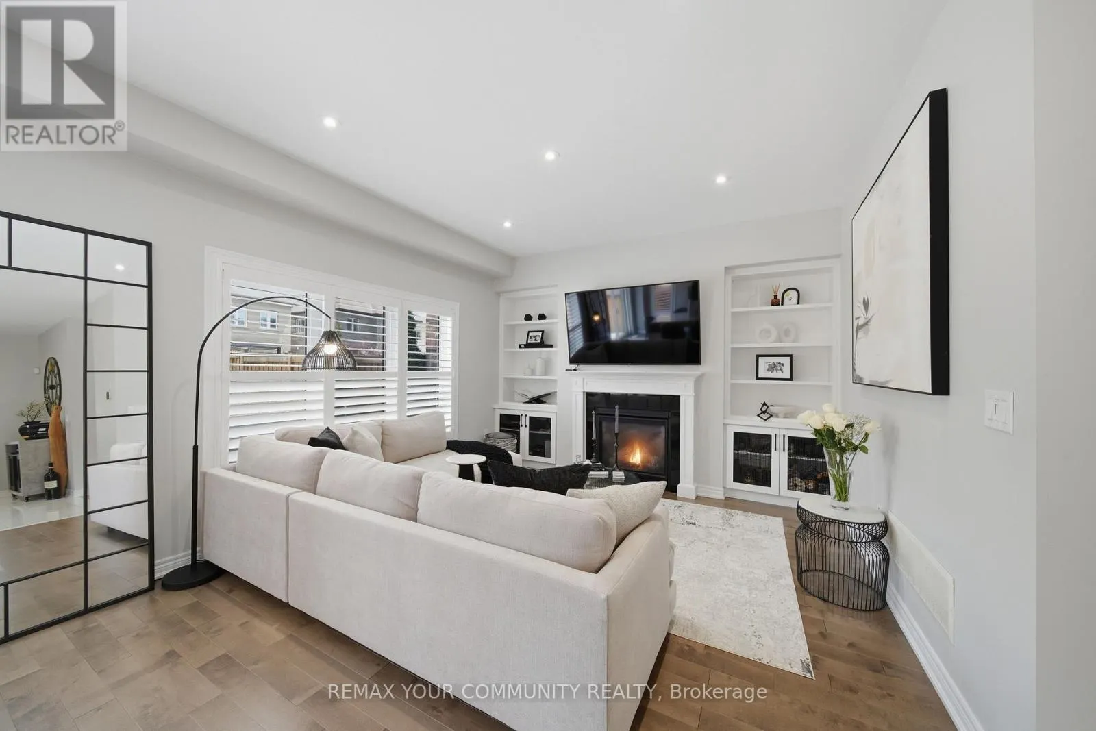 275 SHARON CREEK DRIVE