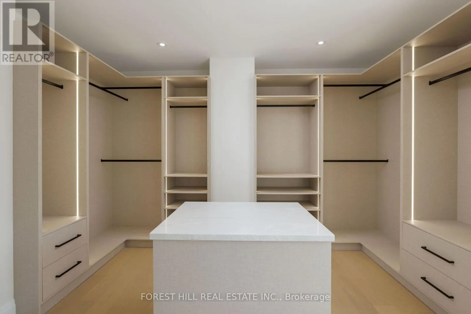5 CEDAR CRESCENT