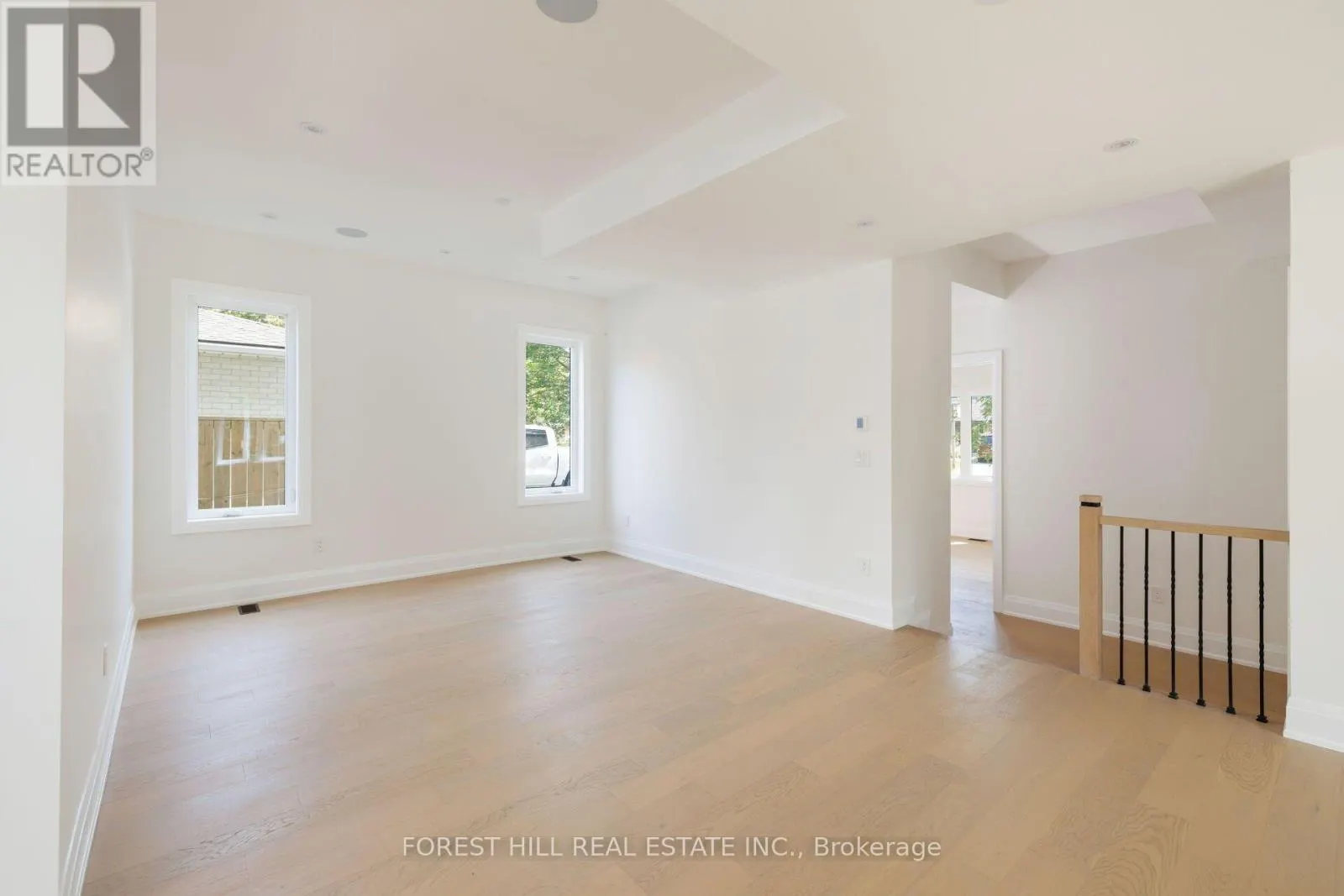 5 CEDAR CRESCENT