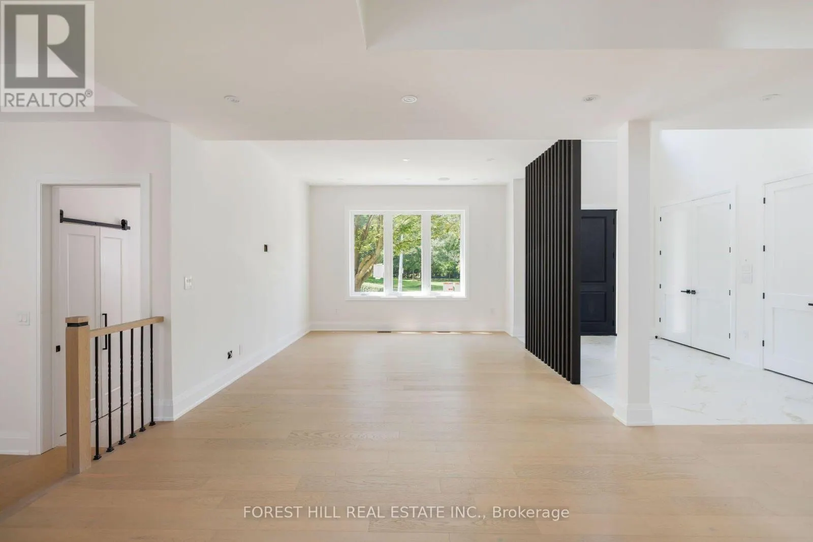 5 CEDAR CRESCENT
