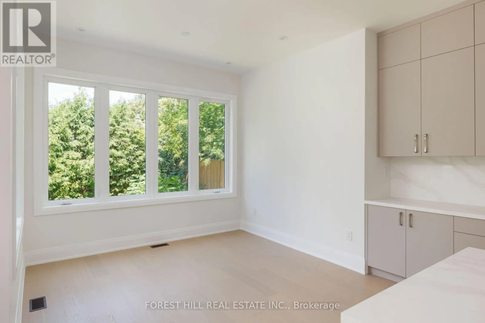 5 CEDAR CRESCENT