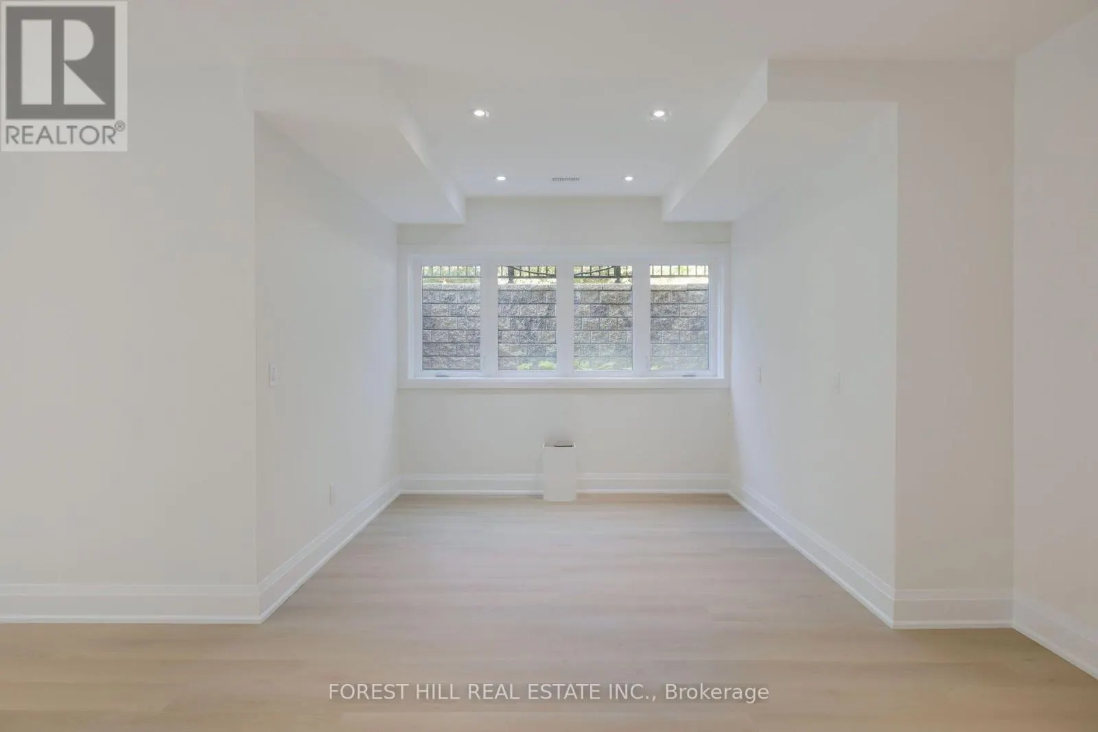 5 CEDAR CRESCENT