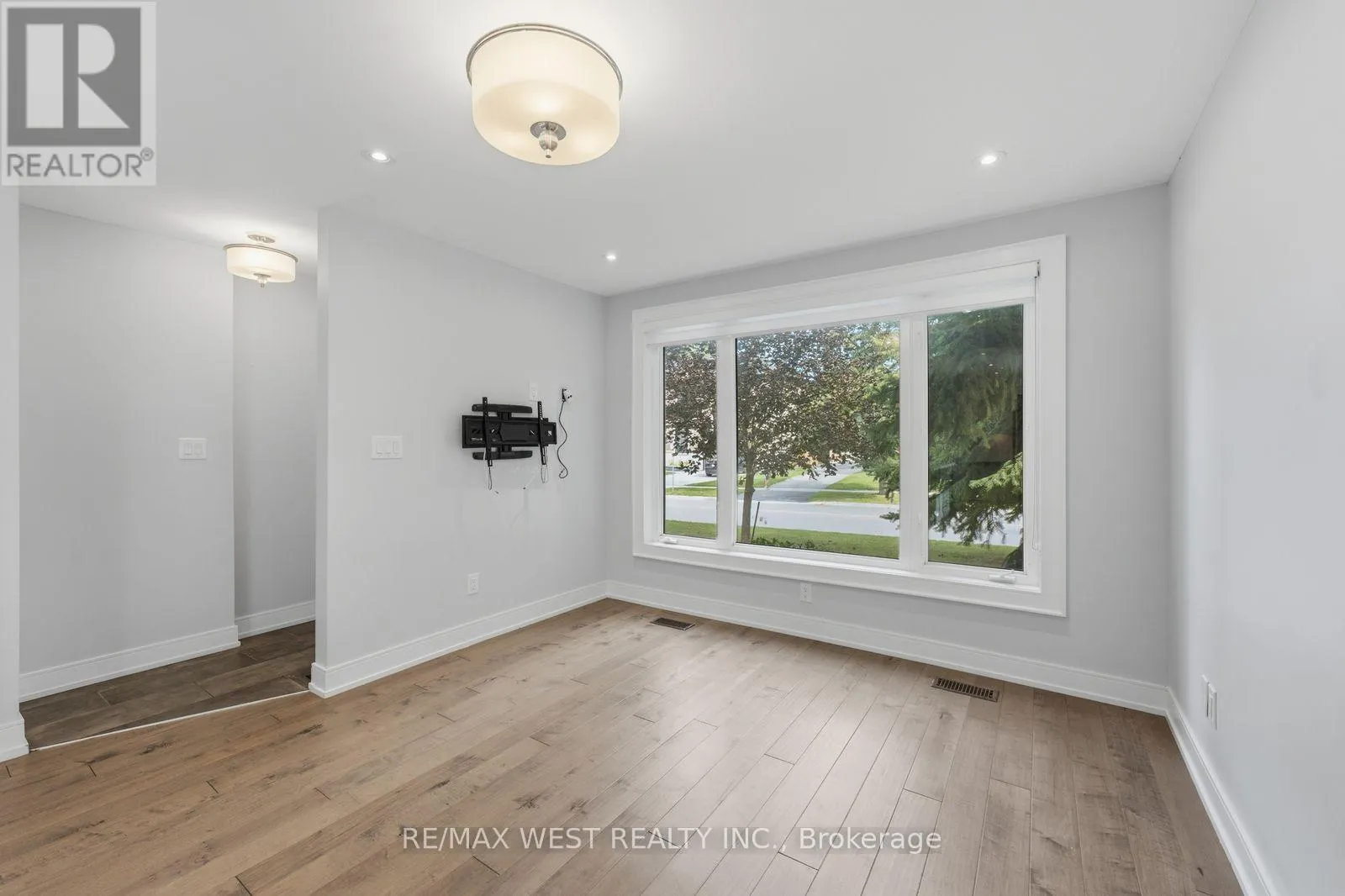 56 SEATON DRIVE