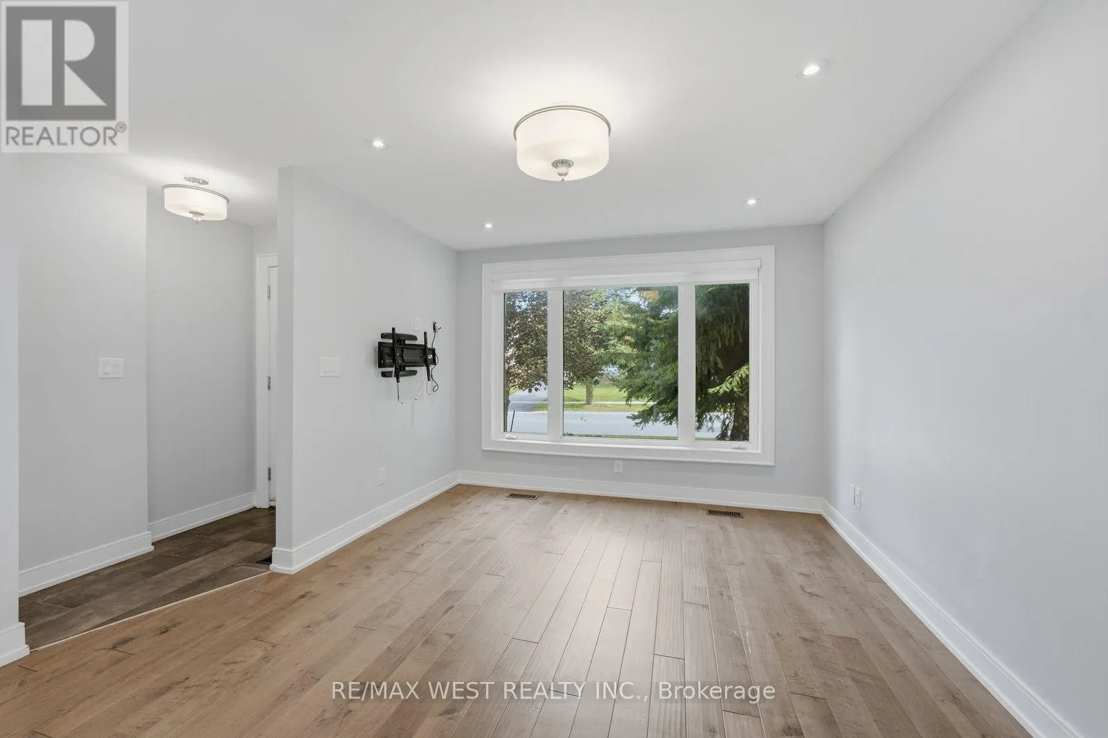56 SEATON DRIVE