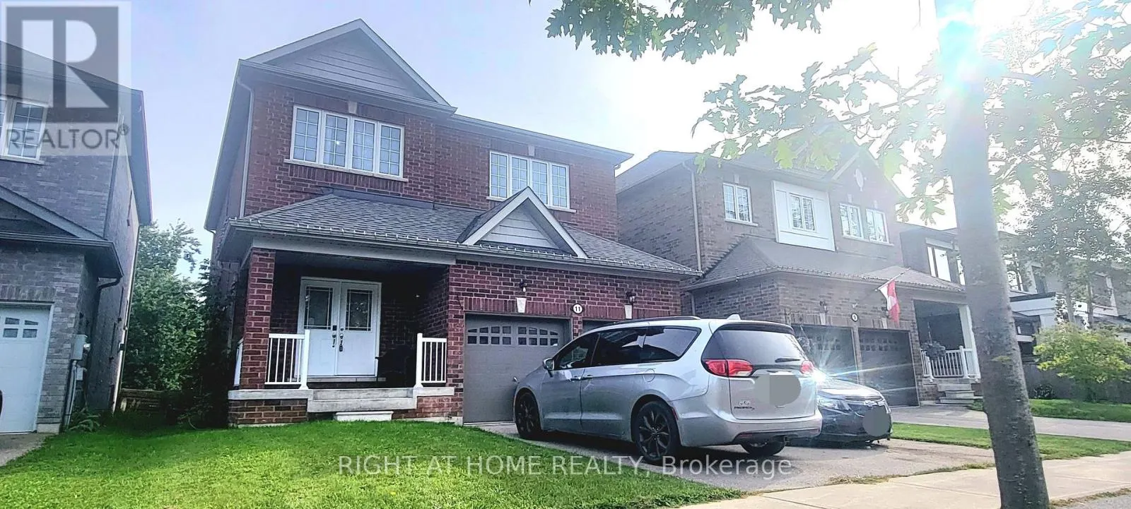 11 RICHMOND PARK DRIVE