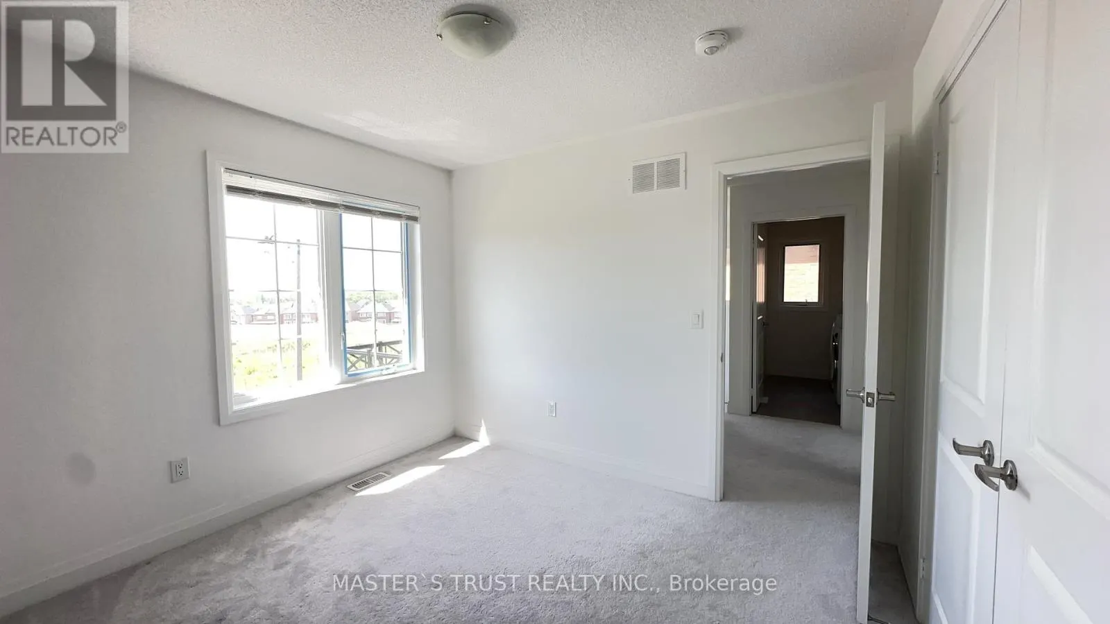 102 FRANK KELLY DRIVE