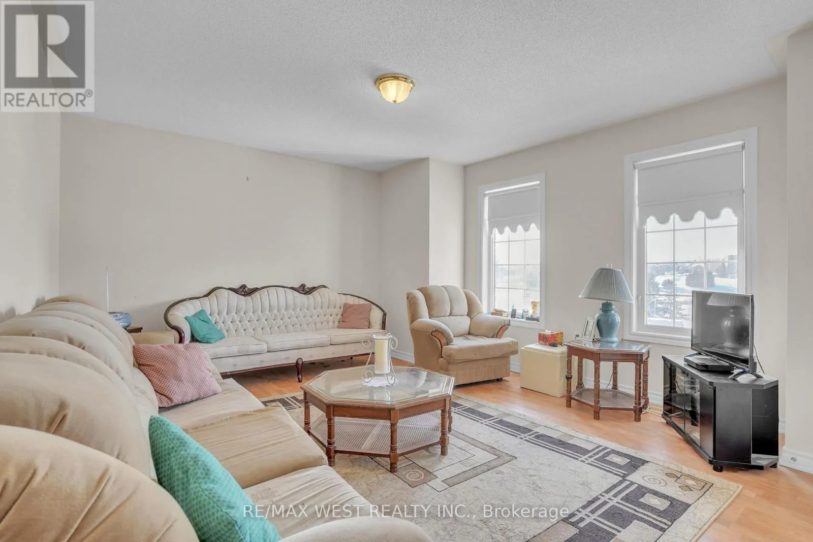503 SIMCOE ROAD