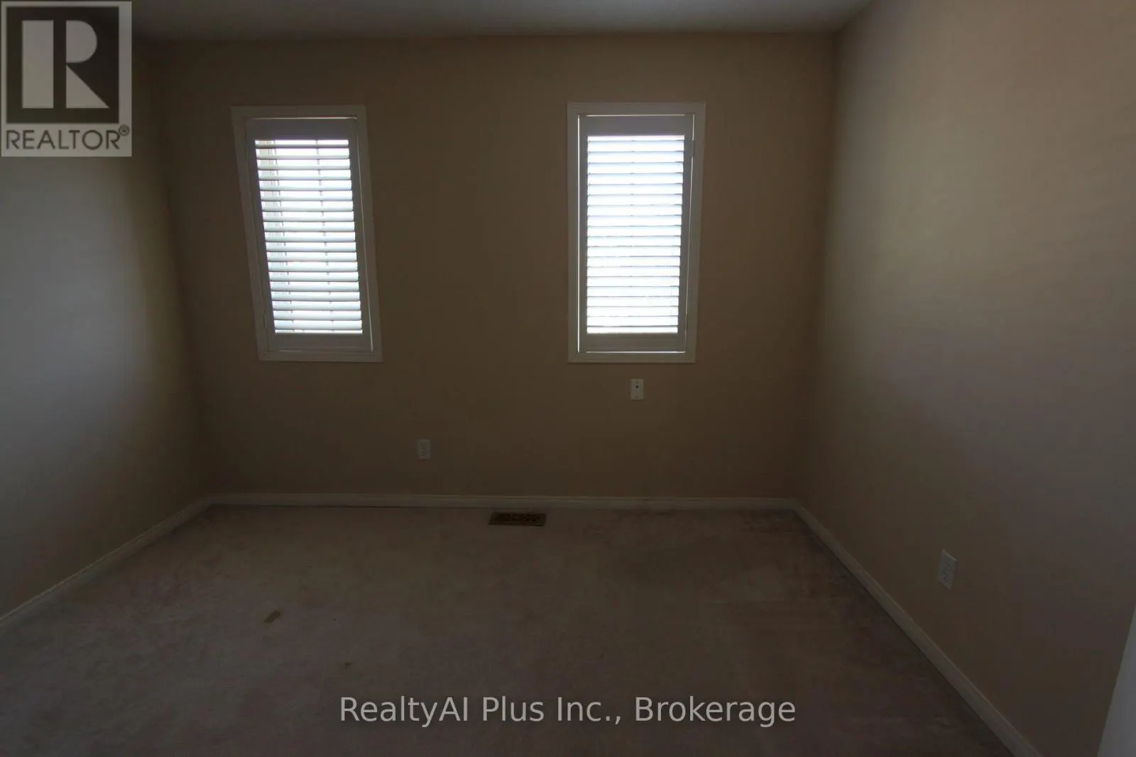 160 ST JOAN OF ARC AVENUE
